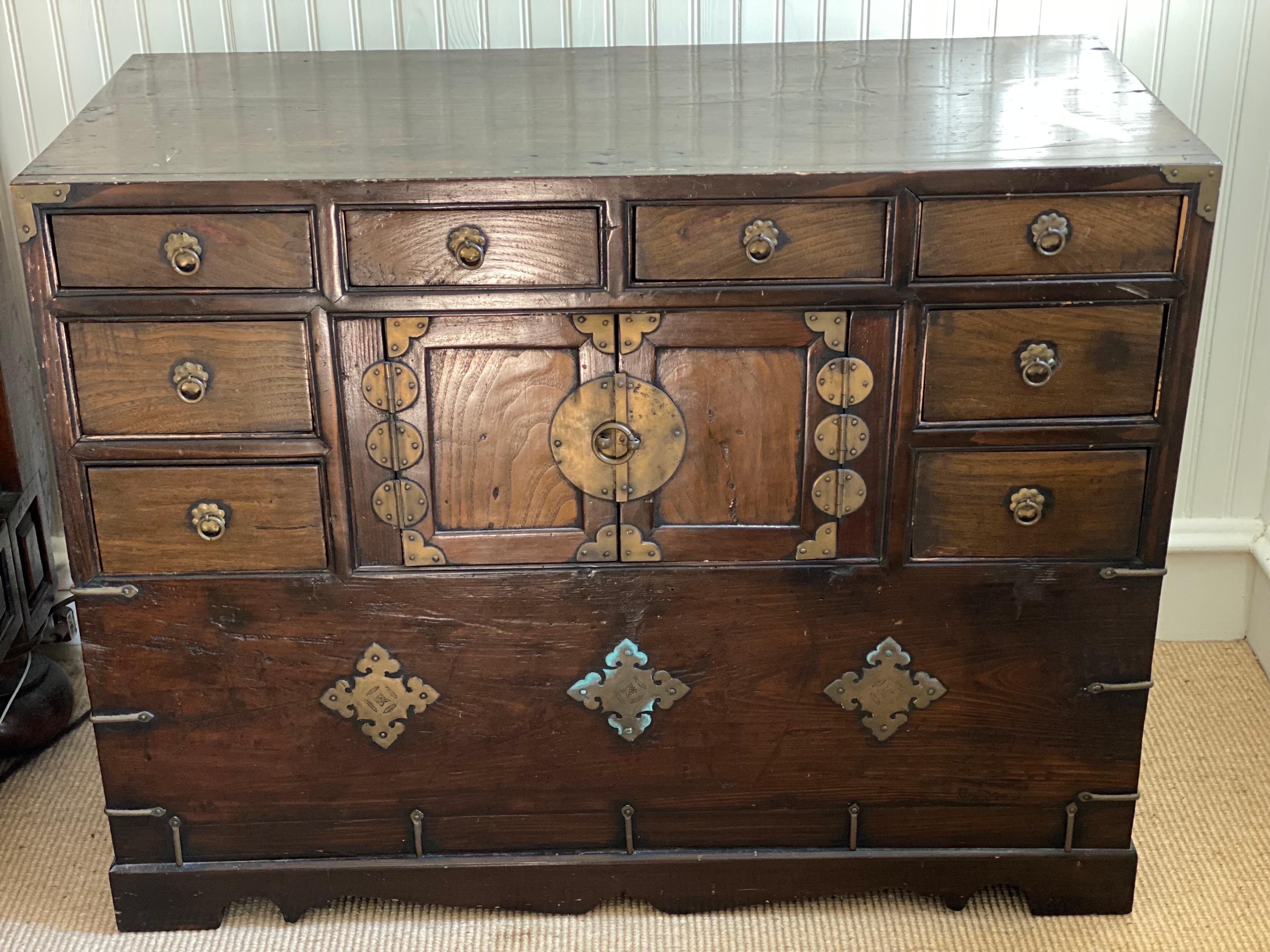 19th Century Chinese Kang Low Cabinet  In Good Condition For Sale In Southampton, NY