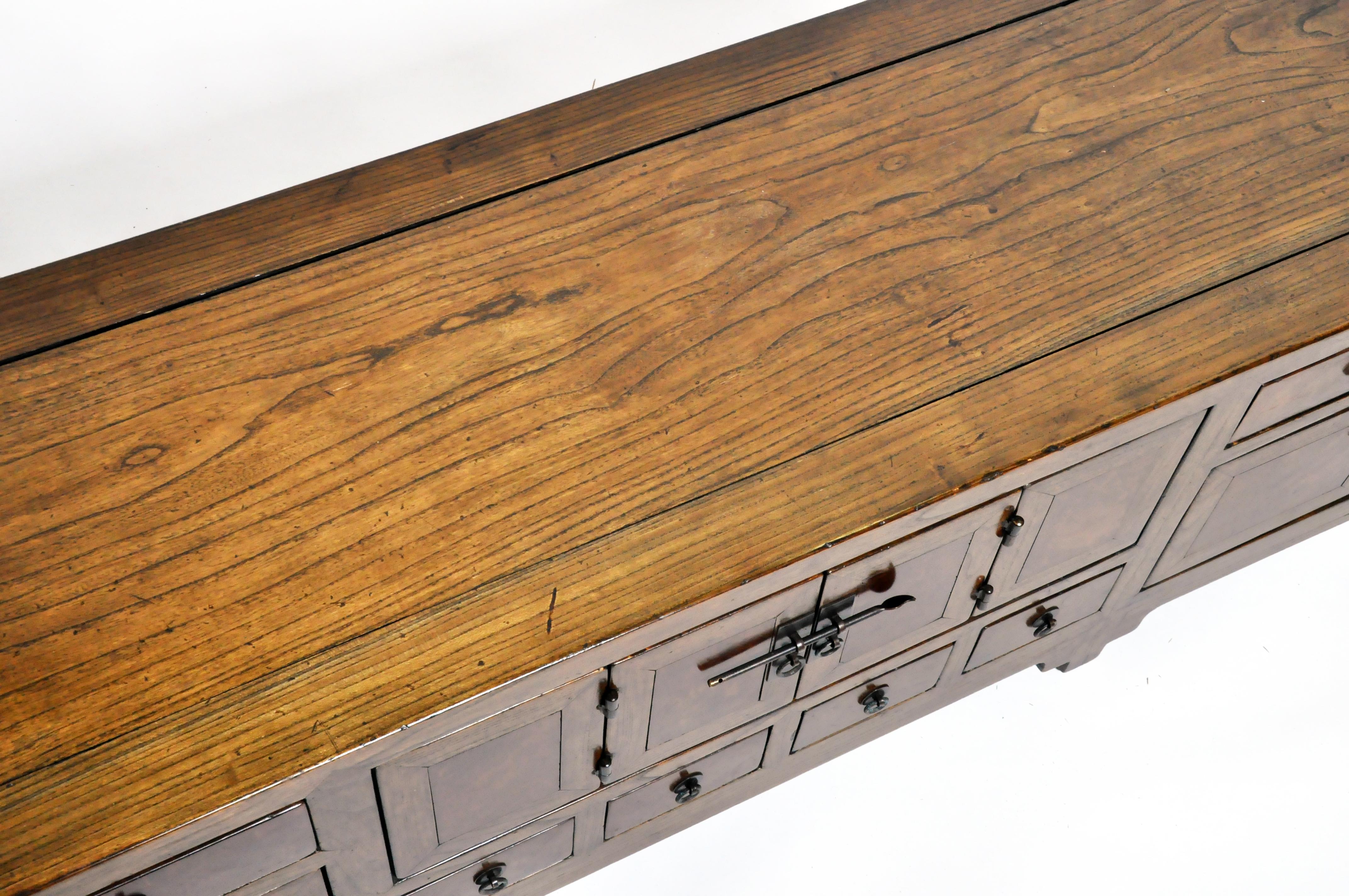 19th Century Chinese Kwang Chest with 8 Drawers 2