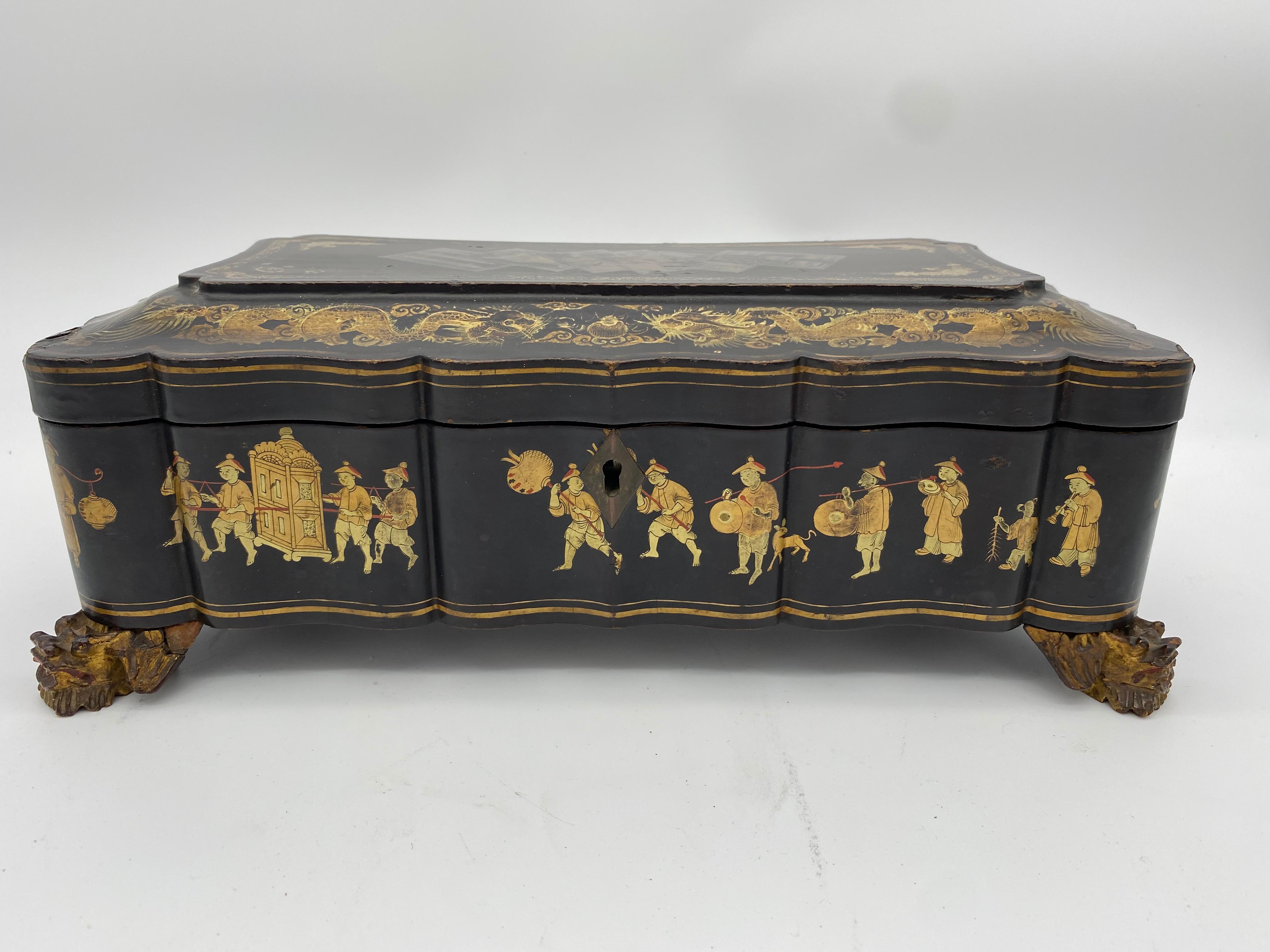 19th century Chinese lacquer box from the Qing Dynasty. Used for board games and golden by hand. In very good condition.