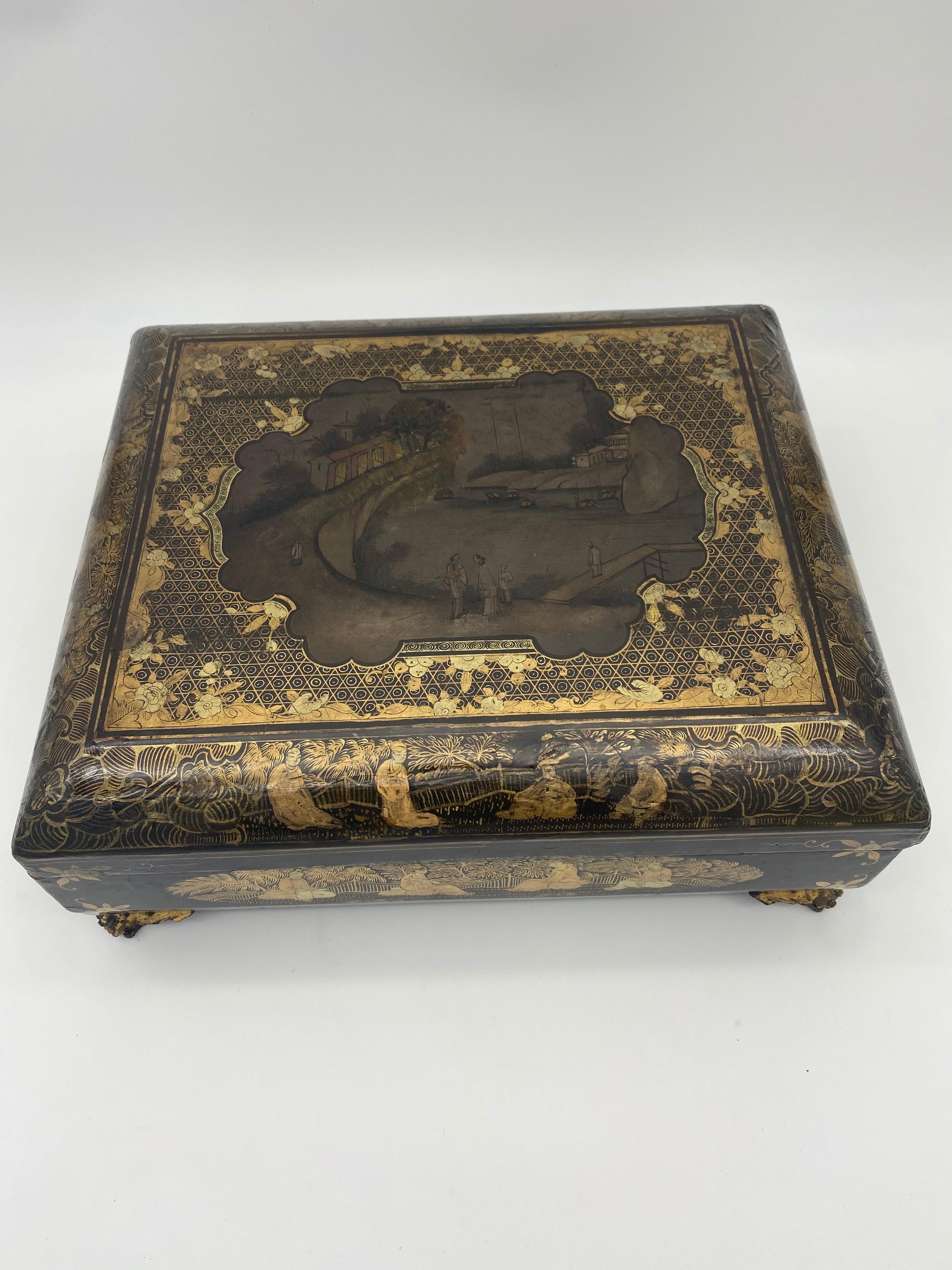Qing 19th Century Chinese Lacquer Game Box For Sale
