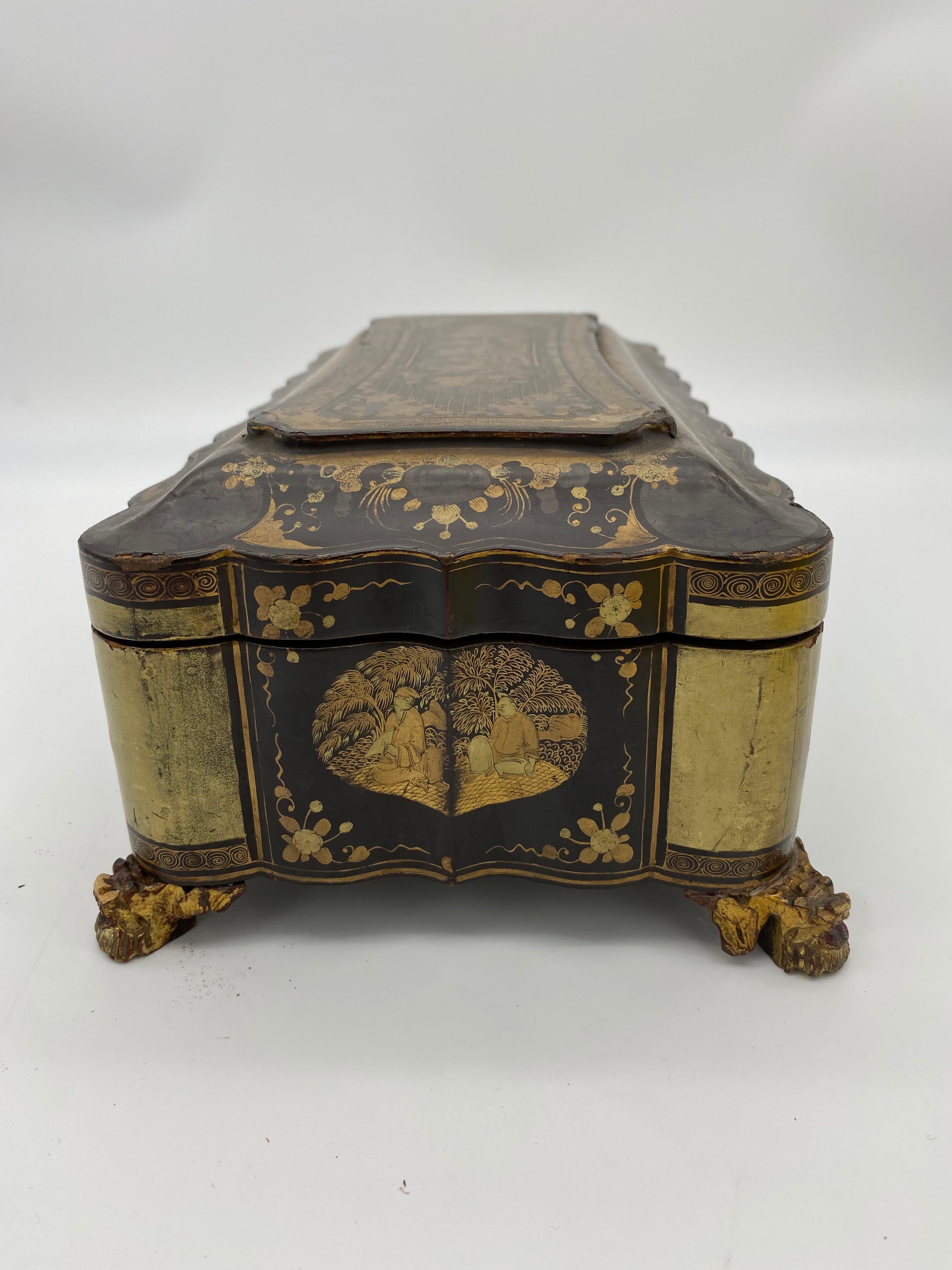 19th Century Chinese Lacquer Gaming Box In Good Condition For Sale In Brea, CA