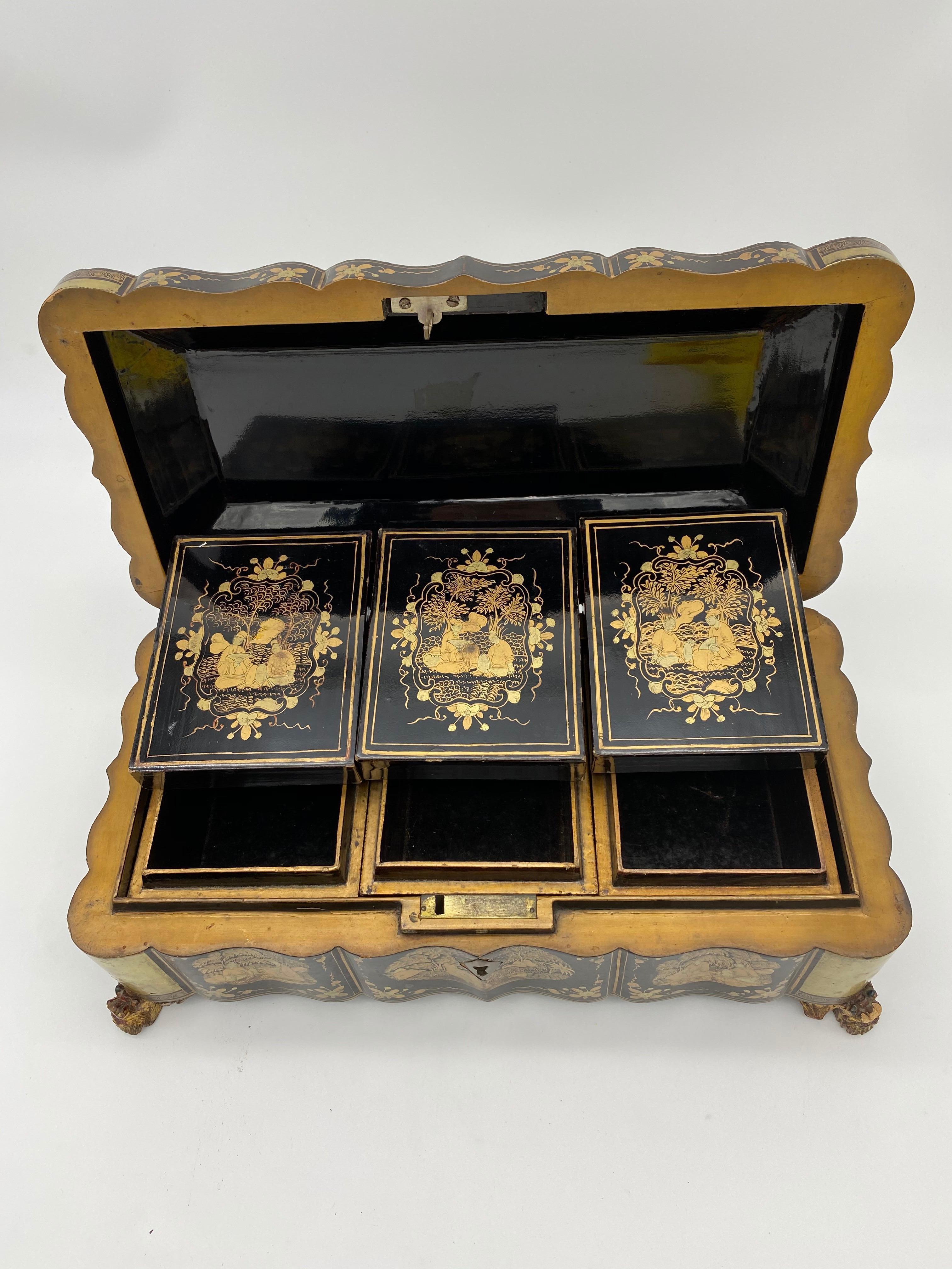 19th Century Chinese Lacquer Gaming Box For Sale 4