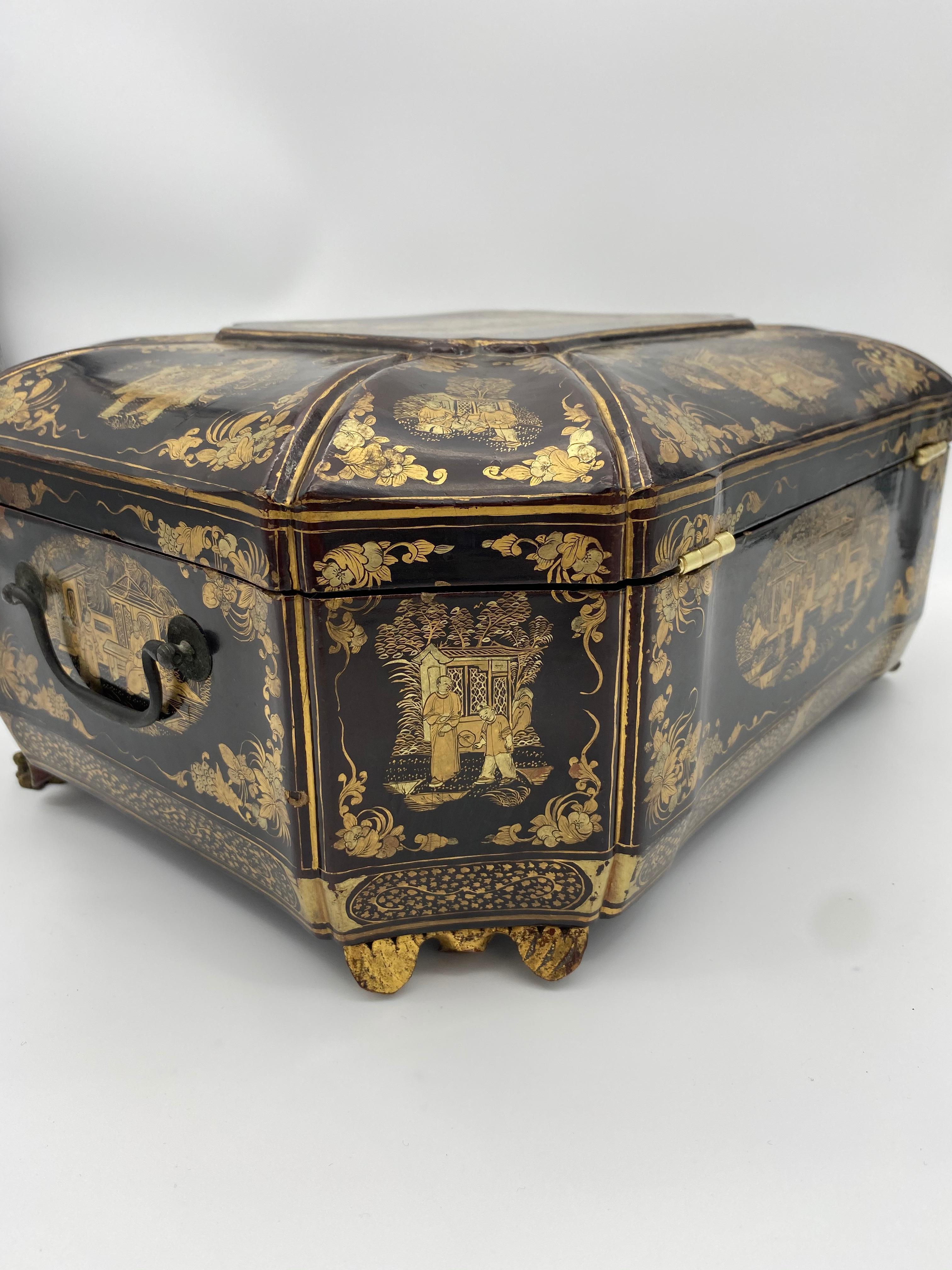 19th Century Chinese Lacquer Sewing Box For Sale 6