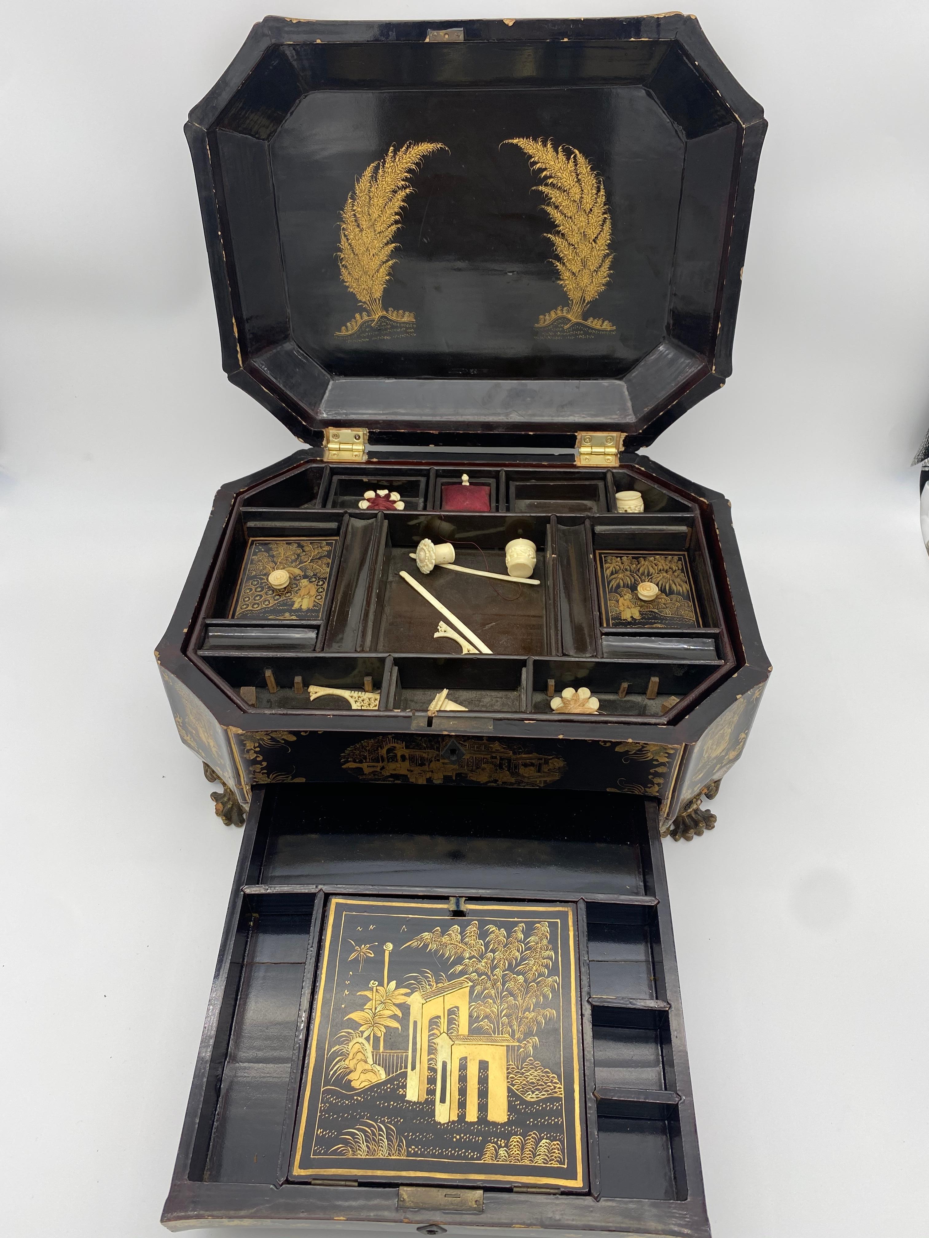 Lacquered 19th Century Chinese Lacquer Sewing Box For Sale