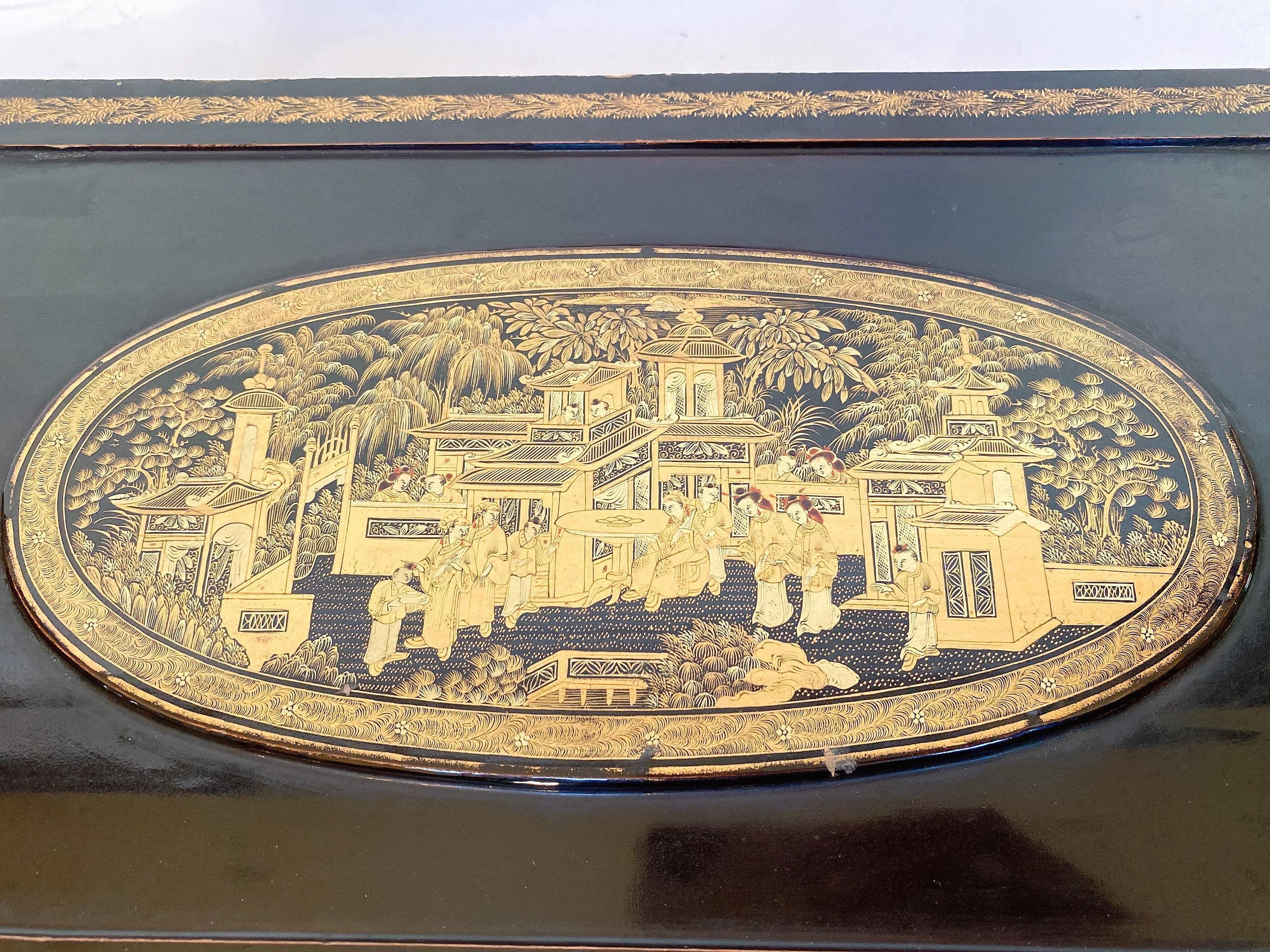 Caja de escritura china lacada del siglo XIX en venta 4