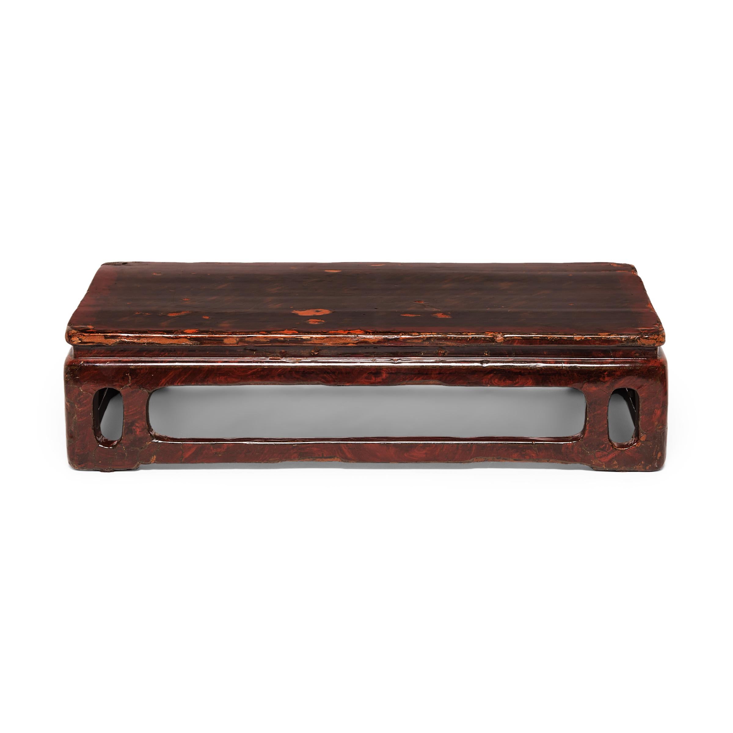 Qing 19th Century Chinese Lacquered Display Stand