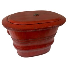 Antique 19th century Chinese Lacquered Elm Baby Bathtub, 1890s