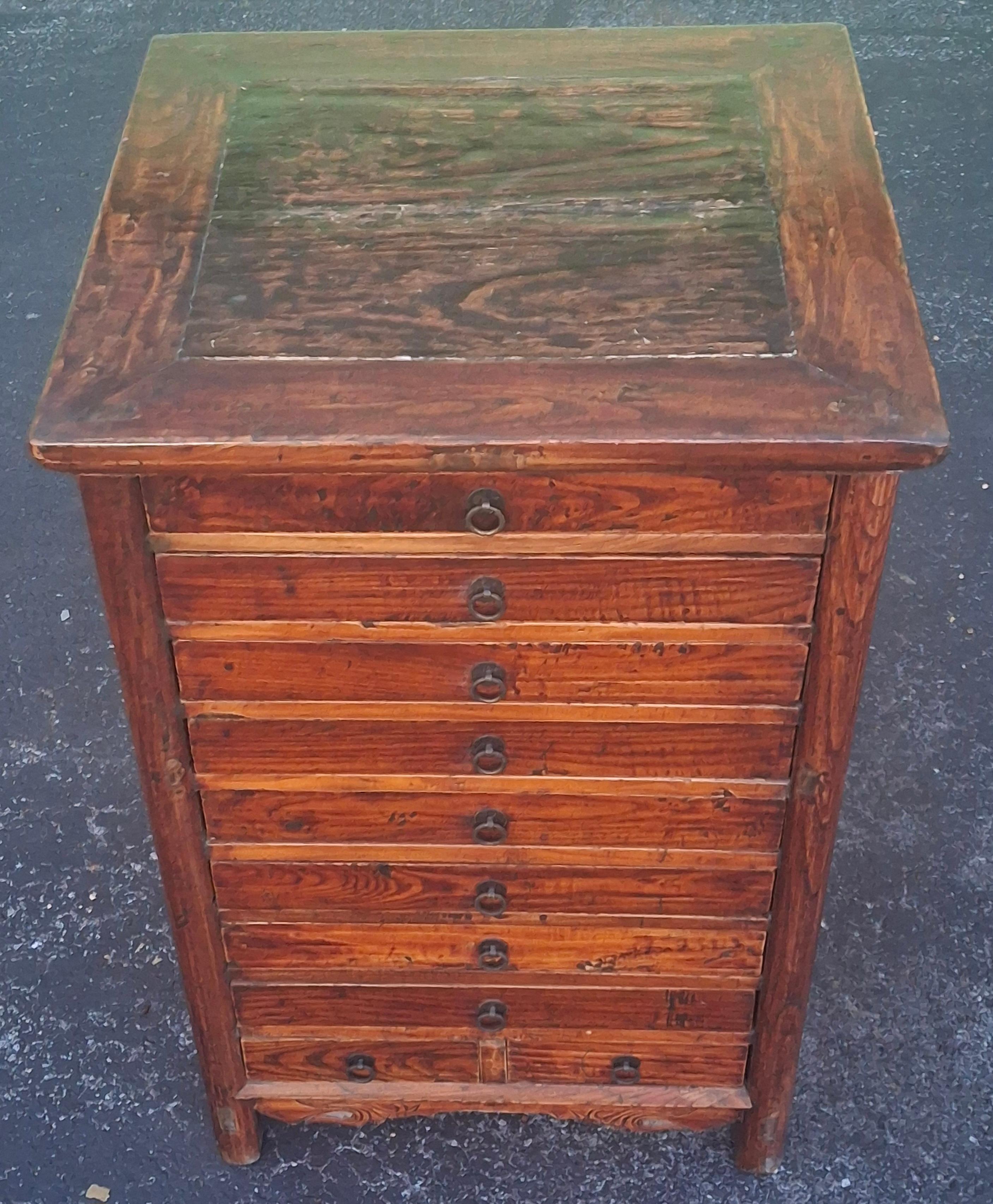 19th Century Chinese Lacquered Elmwood Ten Drawer Document Chest (Qing-Dynastie) im Angebot