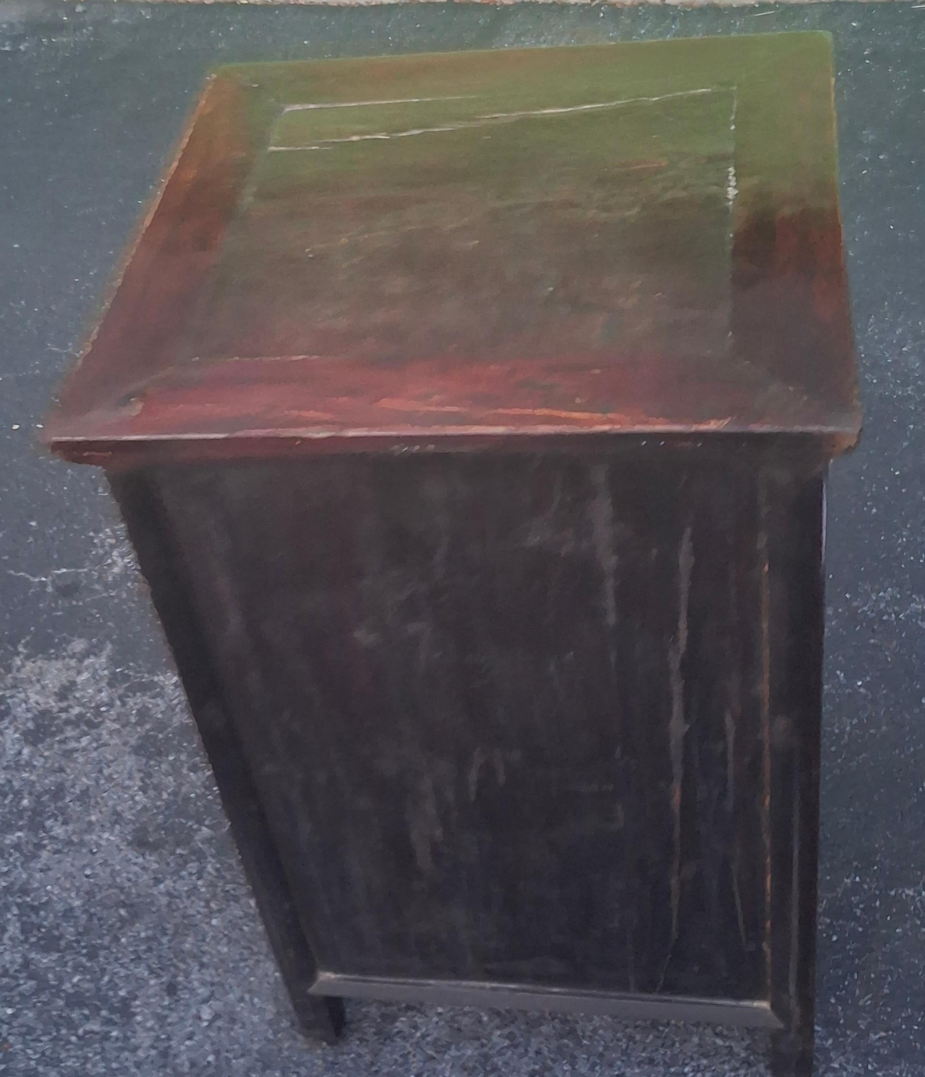19th Century Chinese Lacquered Elmwood Ten Drawer Document Chest im Angebot 1