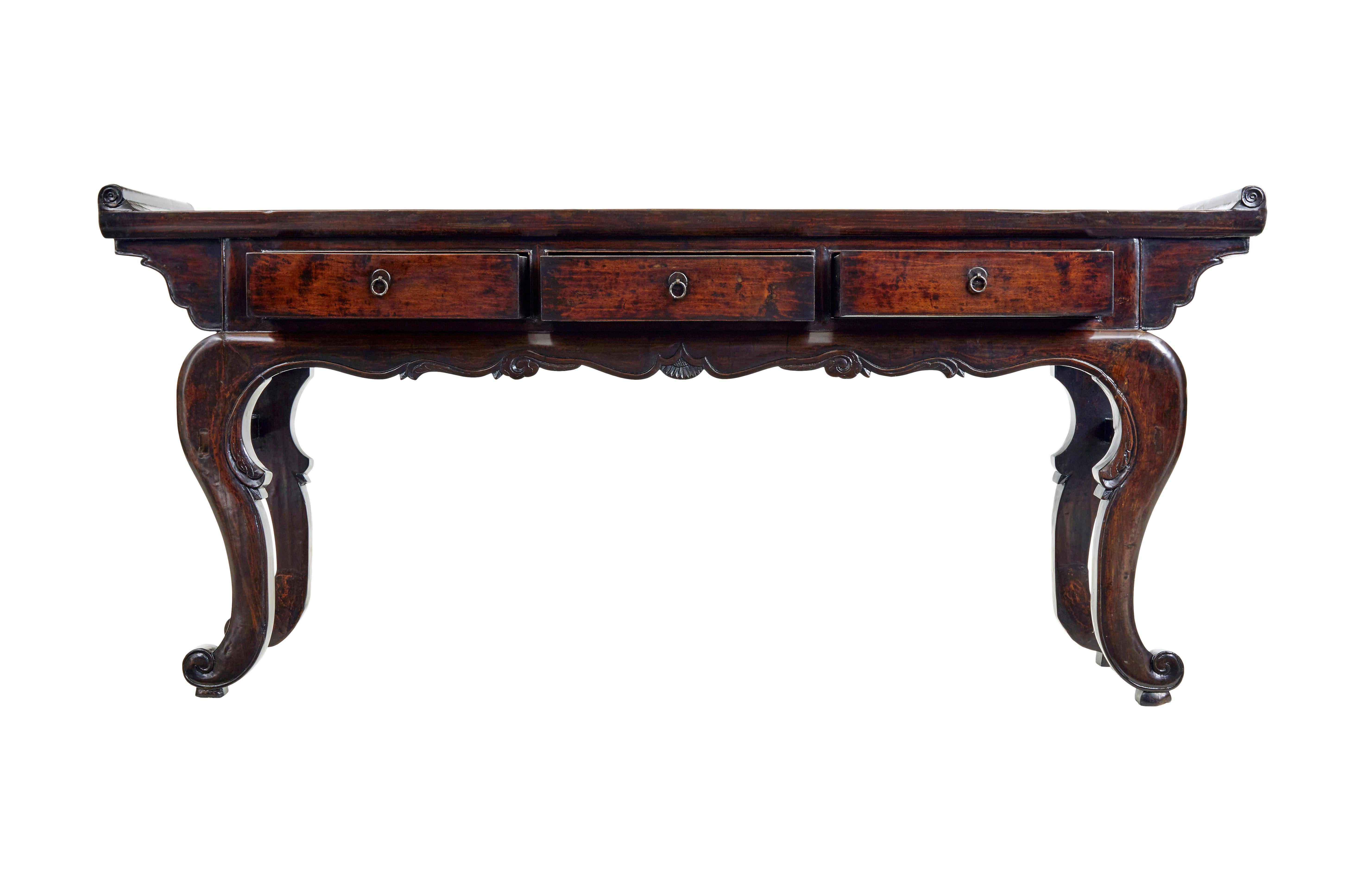 Qing Credenza cinese in legno duro laccato del XIX secolo in vendita