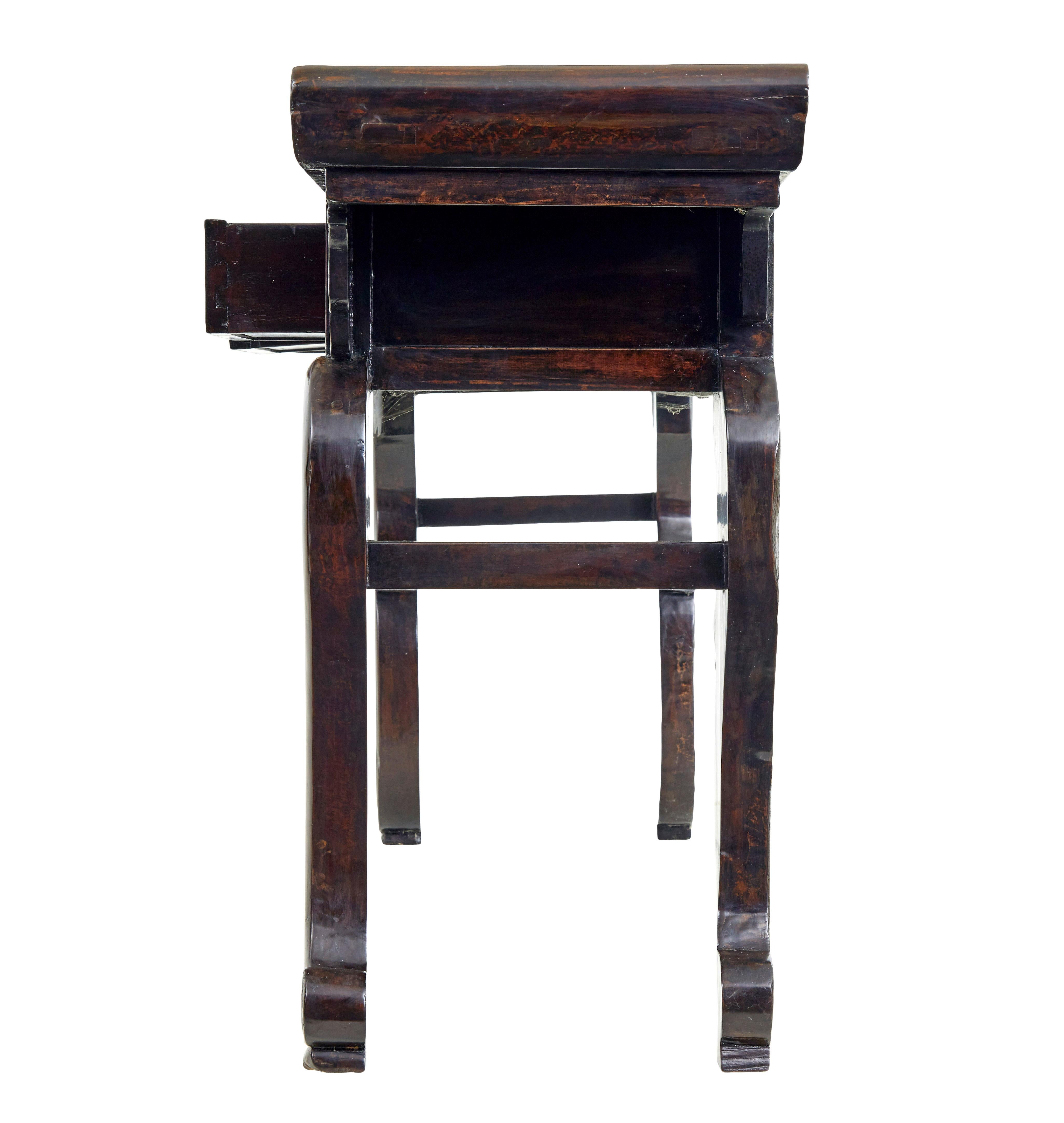Cinese Credenza cinese in legno duro laccato del XIX secolo in vendita