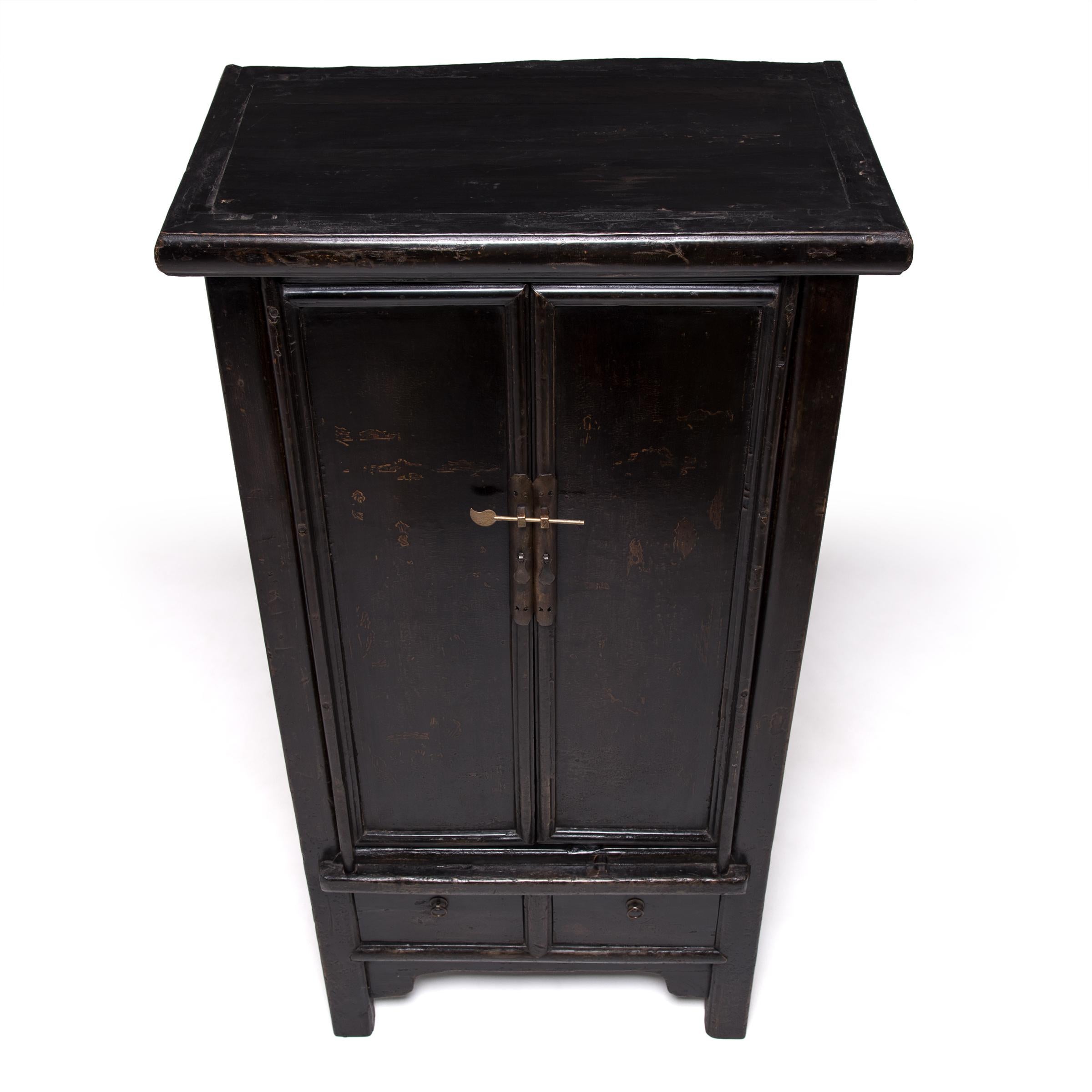 Chinese Black Lacquer Noodle Cabinet, c. 1850 In Good Condition In Chicago, IL