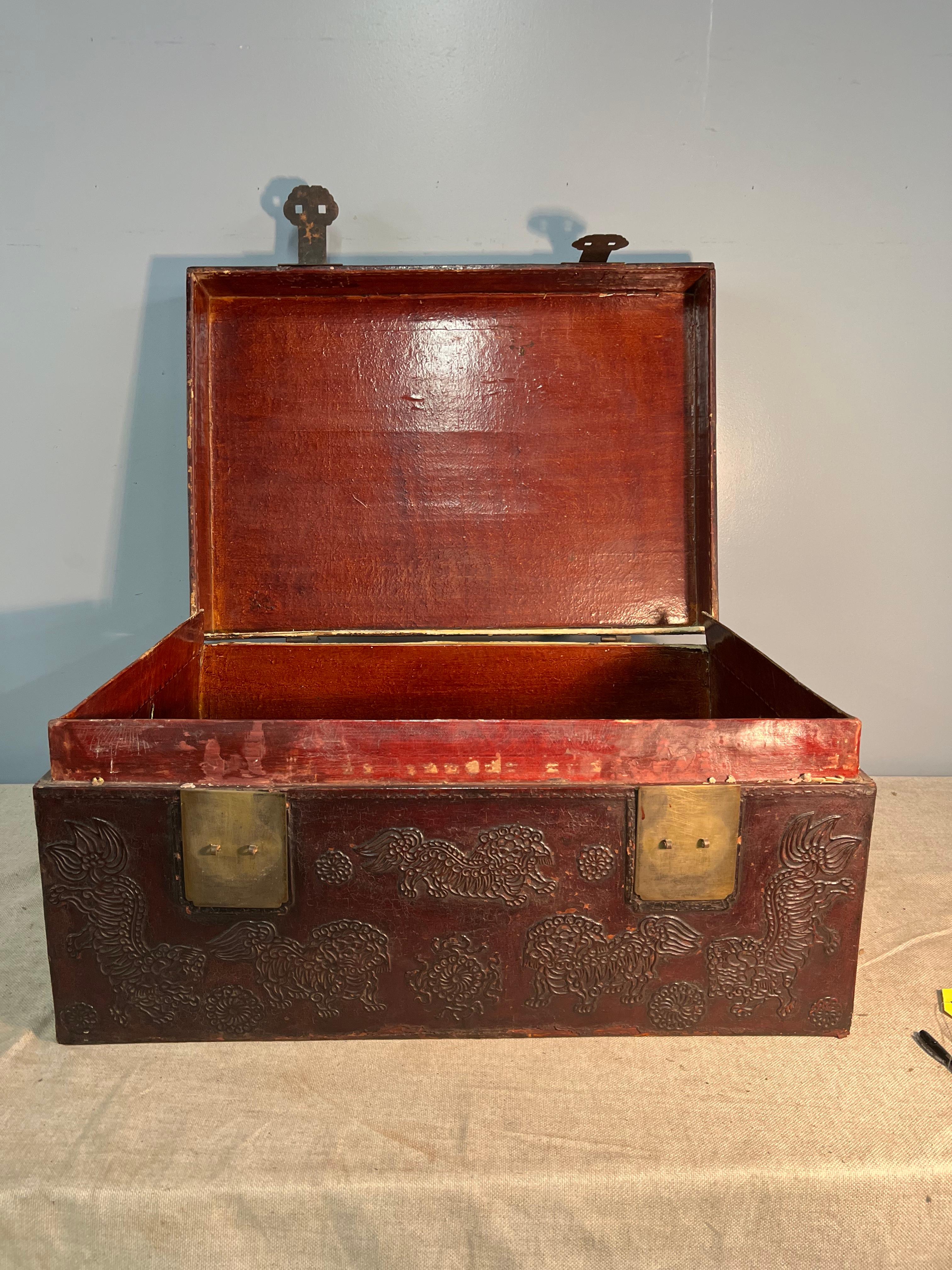 19th Century Chinese Leather Trunk In Good Condition For Sale In Dallas, TX