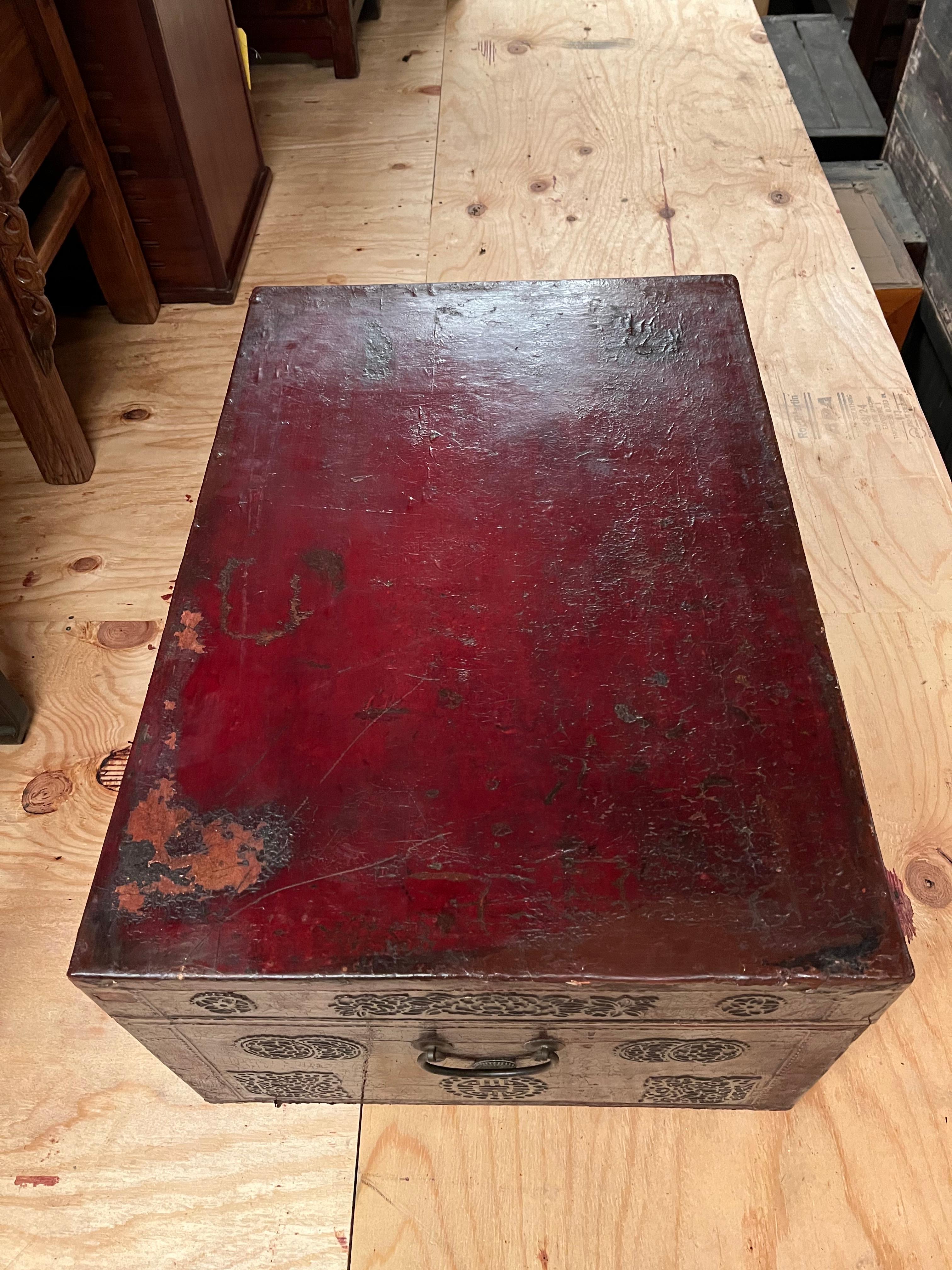 Bronze 19th Century Chinese Leather Trunk For Sale