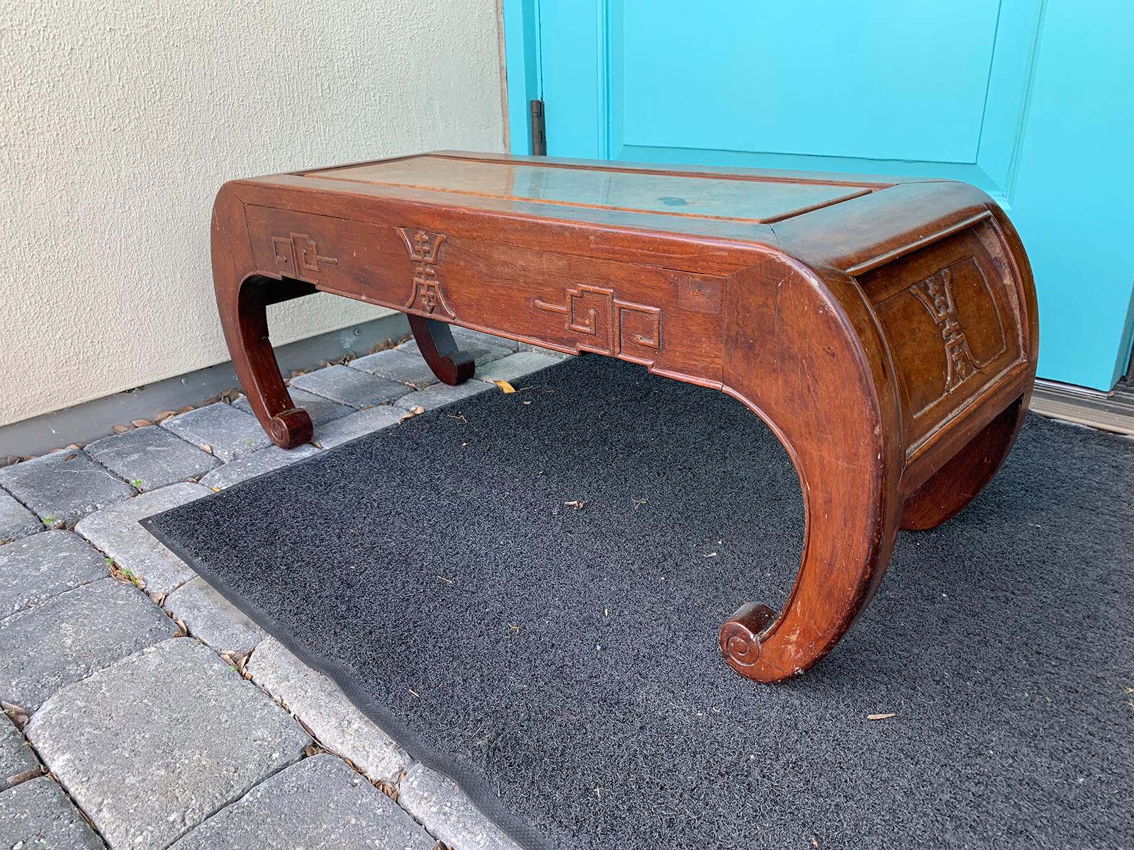 19th Century Chinese Low Coffee Table For Sale 2