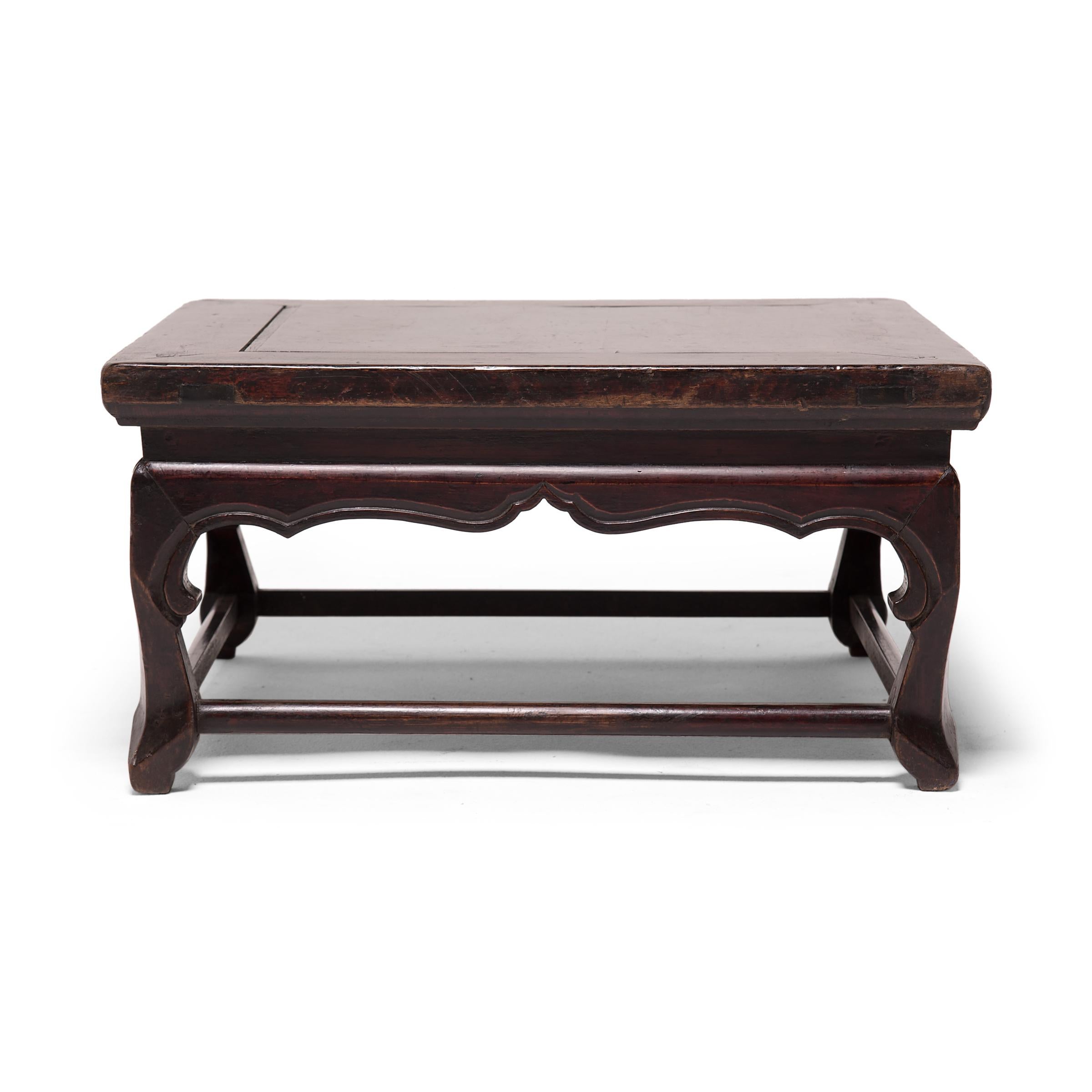 Qing Chinese Low Waisted Kang Table, c. 1850