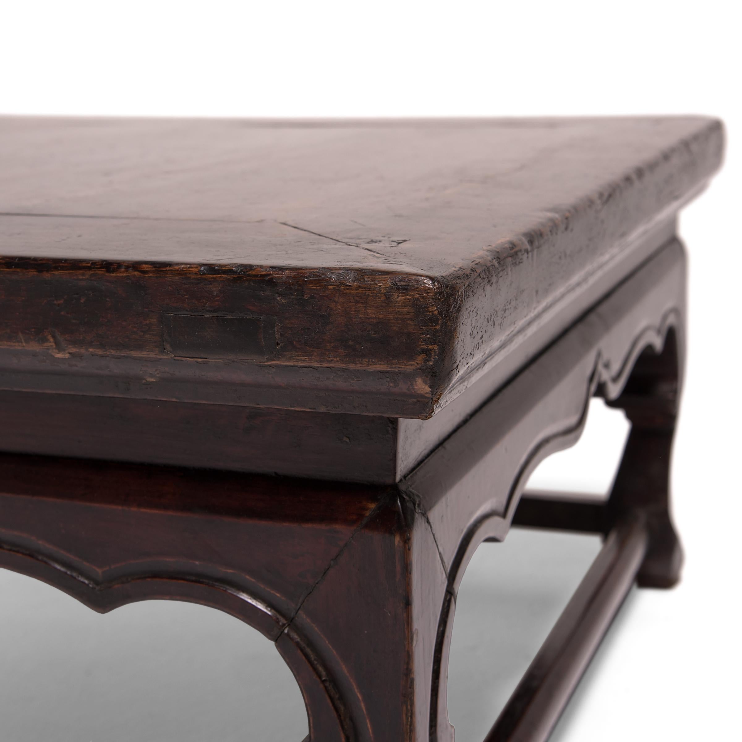 Walnut Chinese Low Waisted Kang Table, c. 1850