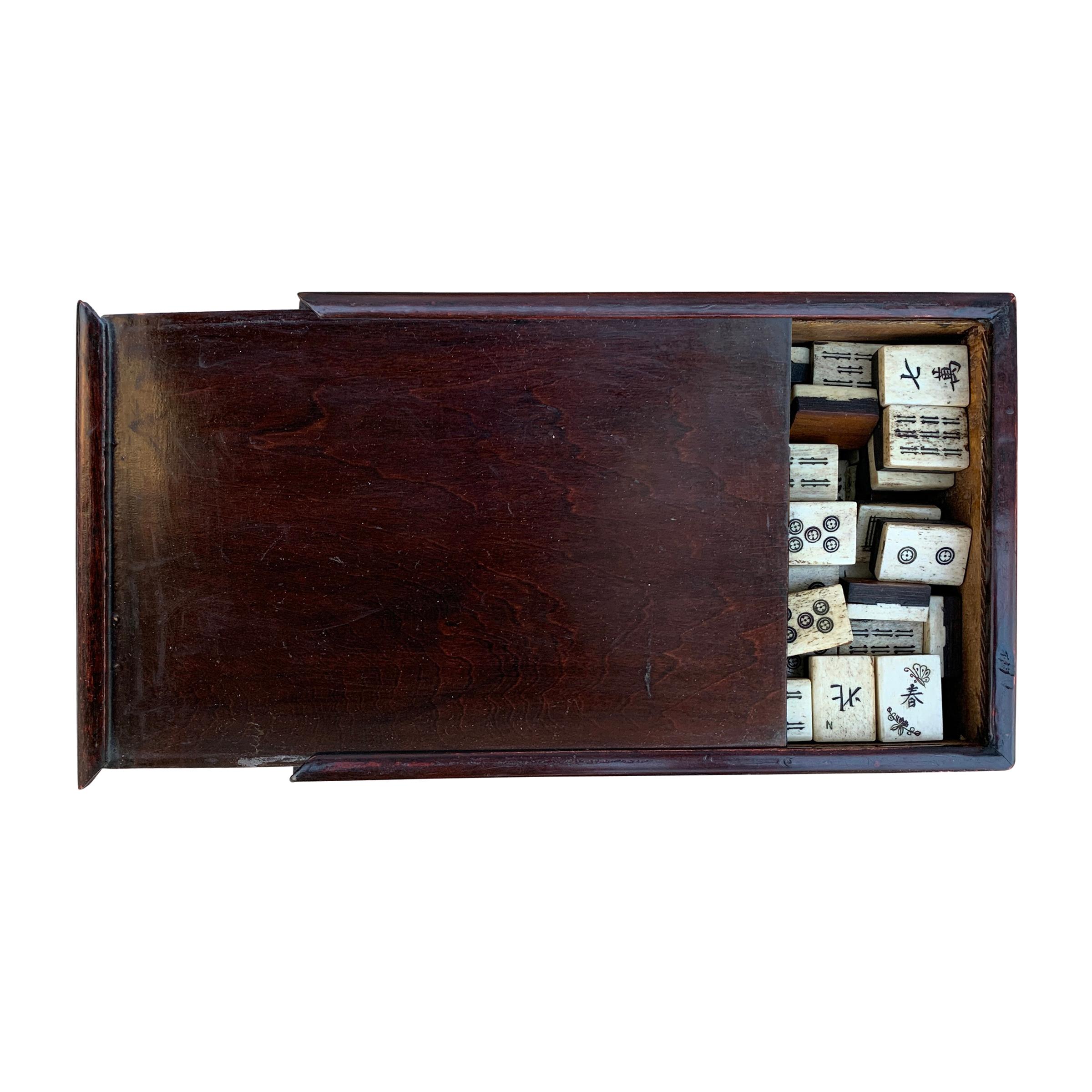Bone 19th Century Chinese Mahjong Set