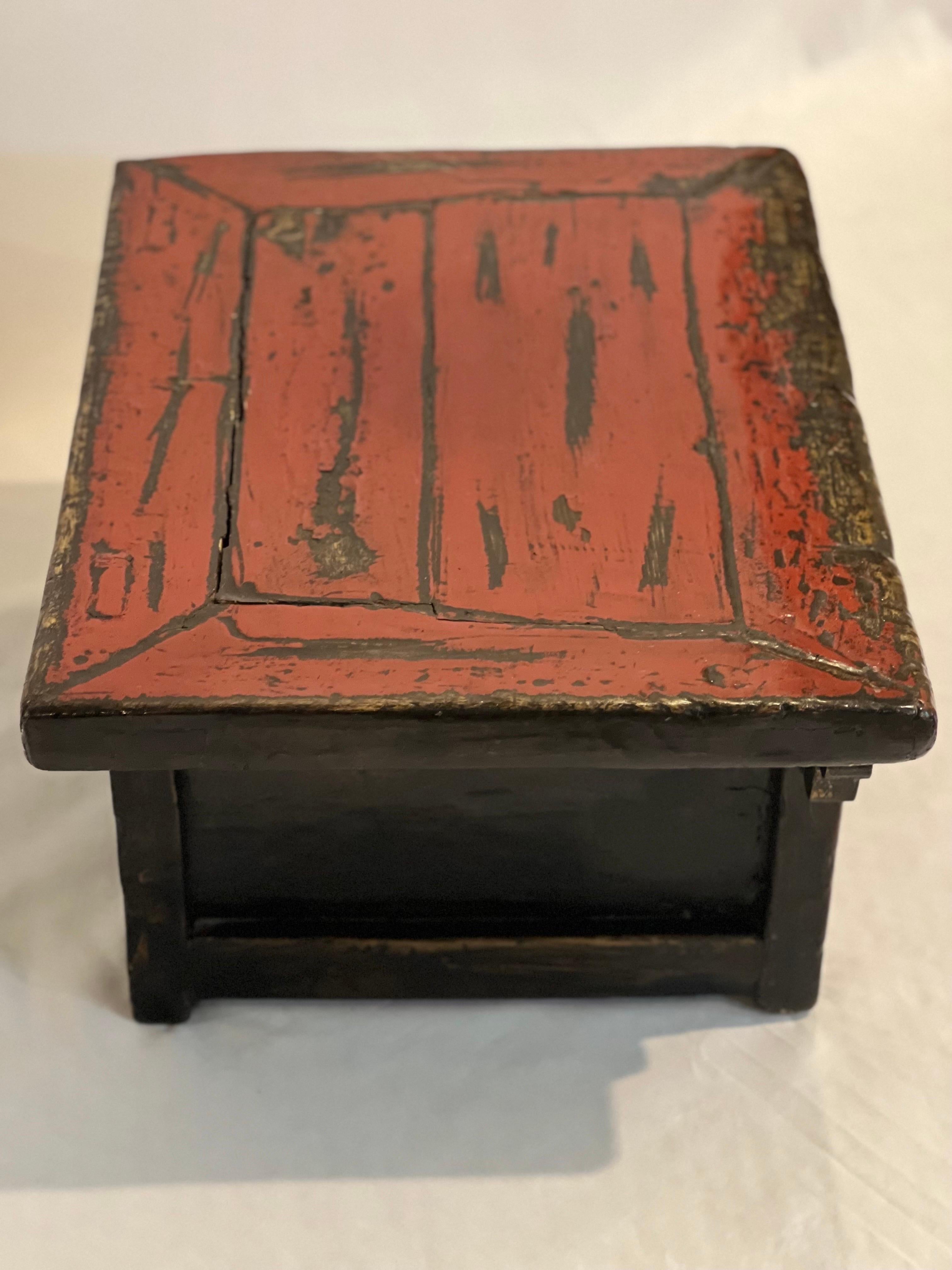 19th Century Chinese Ming Style Red Lacquered Low Tea or Altar Table 2