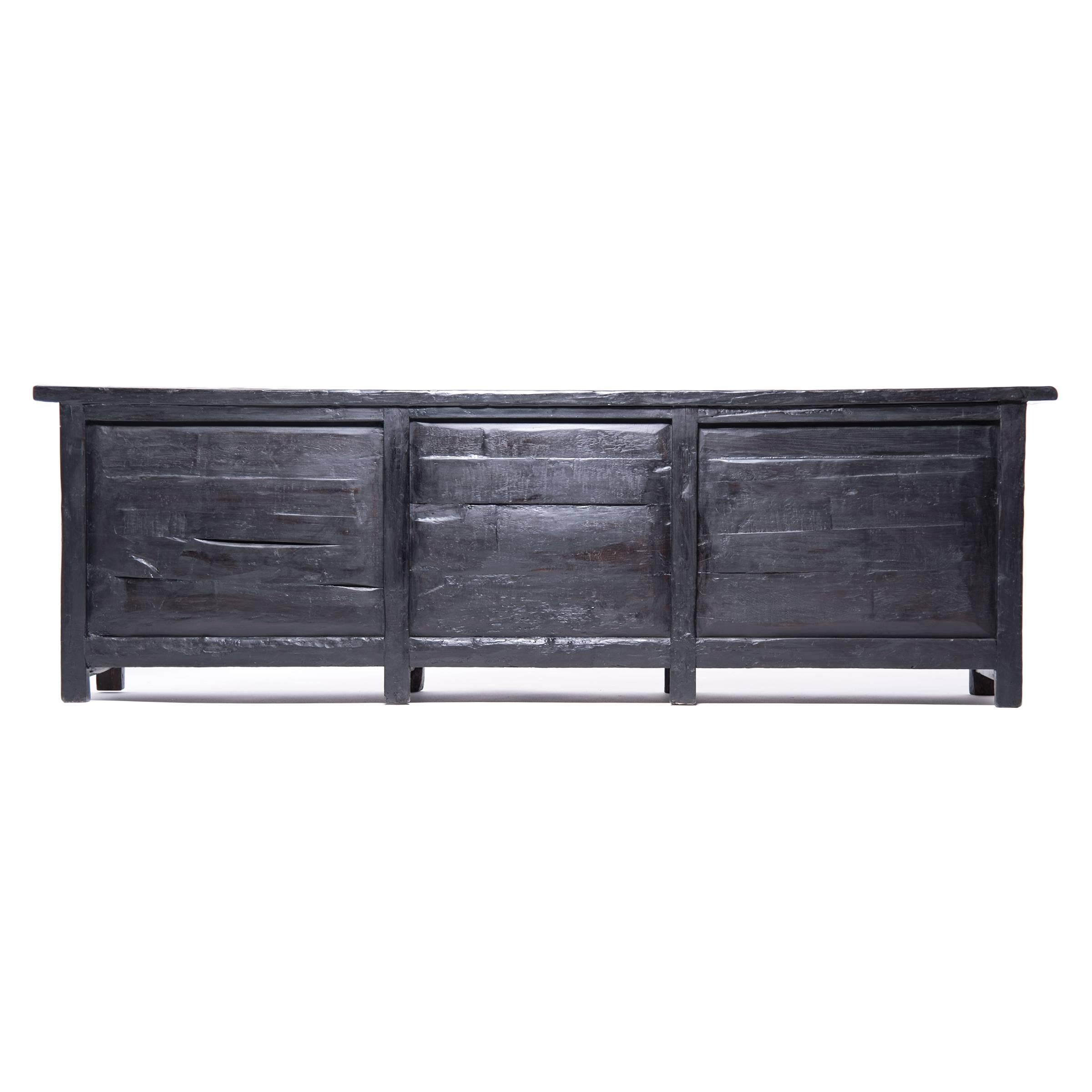 19th Century Chinese Monumental Provincial Storage Coffer In Good Condition In Chicago, IL