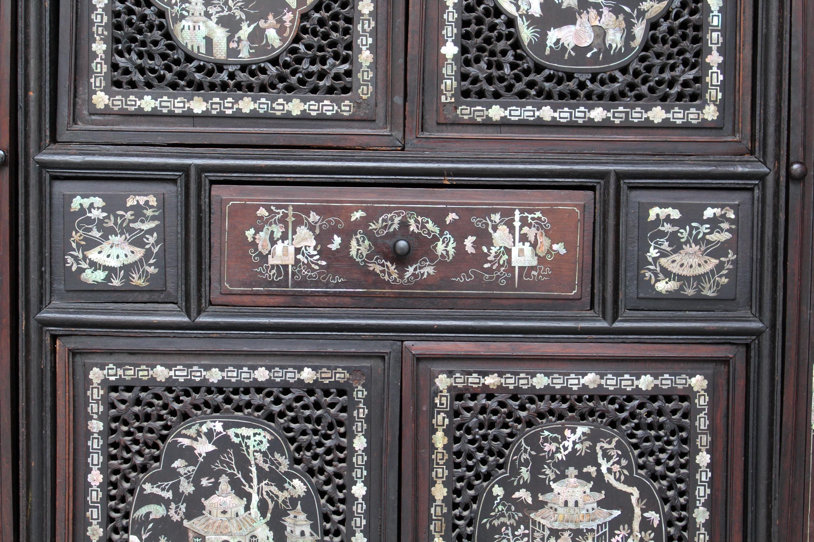 19th Century Chinese Mother-of-Pearl Inlaid and Carved Cabinet For Sale 3