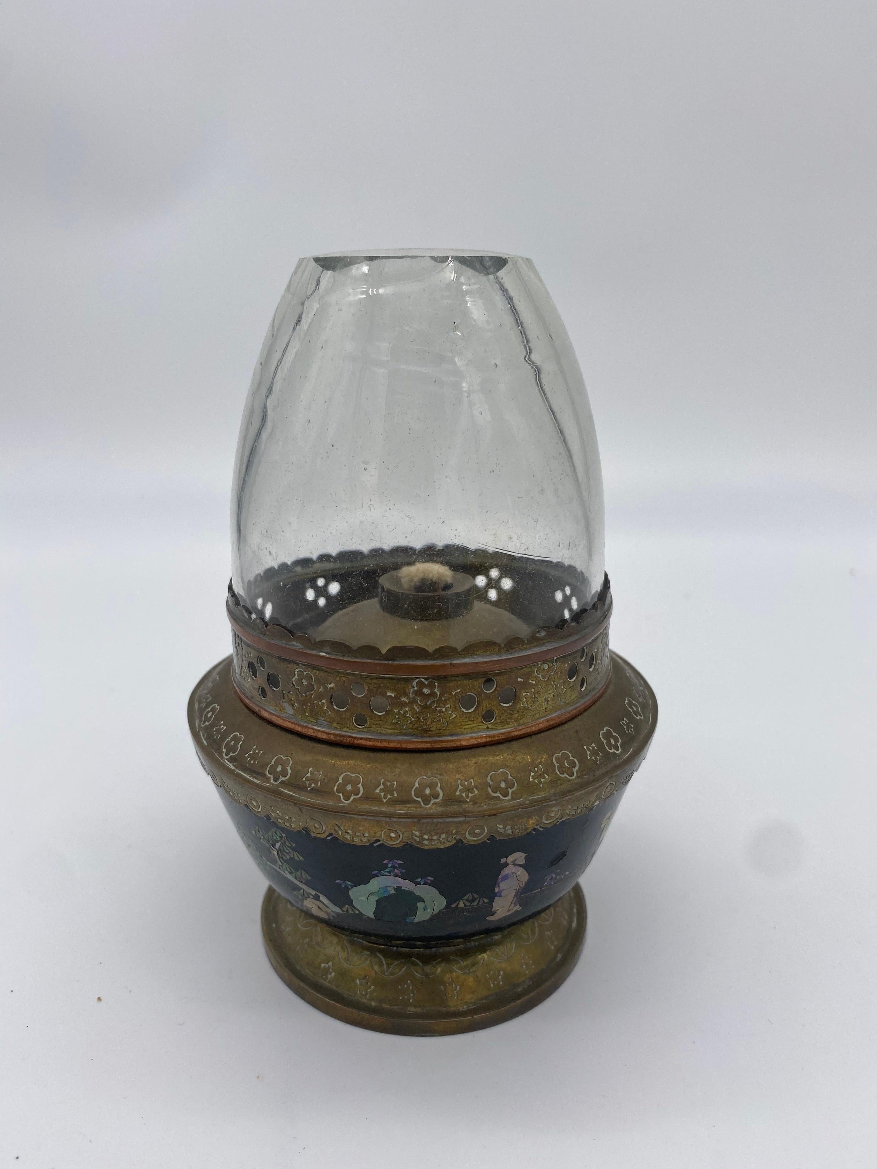 19th Century Chinese Mother of Pearl Inlay Lac Burgaute Lacquer Bowl Opium Lamp In Good Condition For Sale In Brea, CA