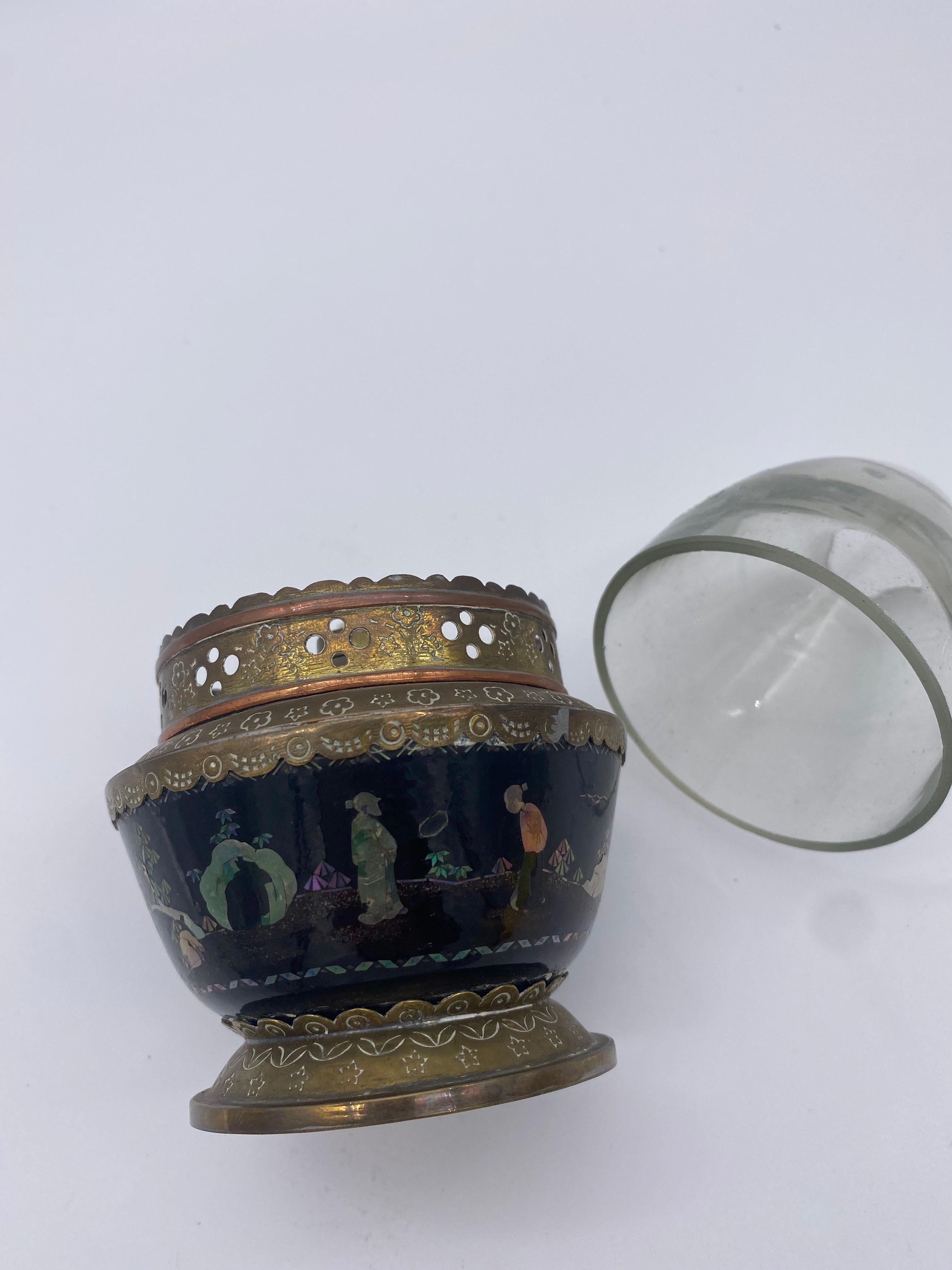 19th Century Chinese Mother of Pearl Inlay Lac Burgaute Lacquer Bowl Opium Lamp For Sale 2