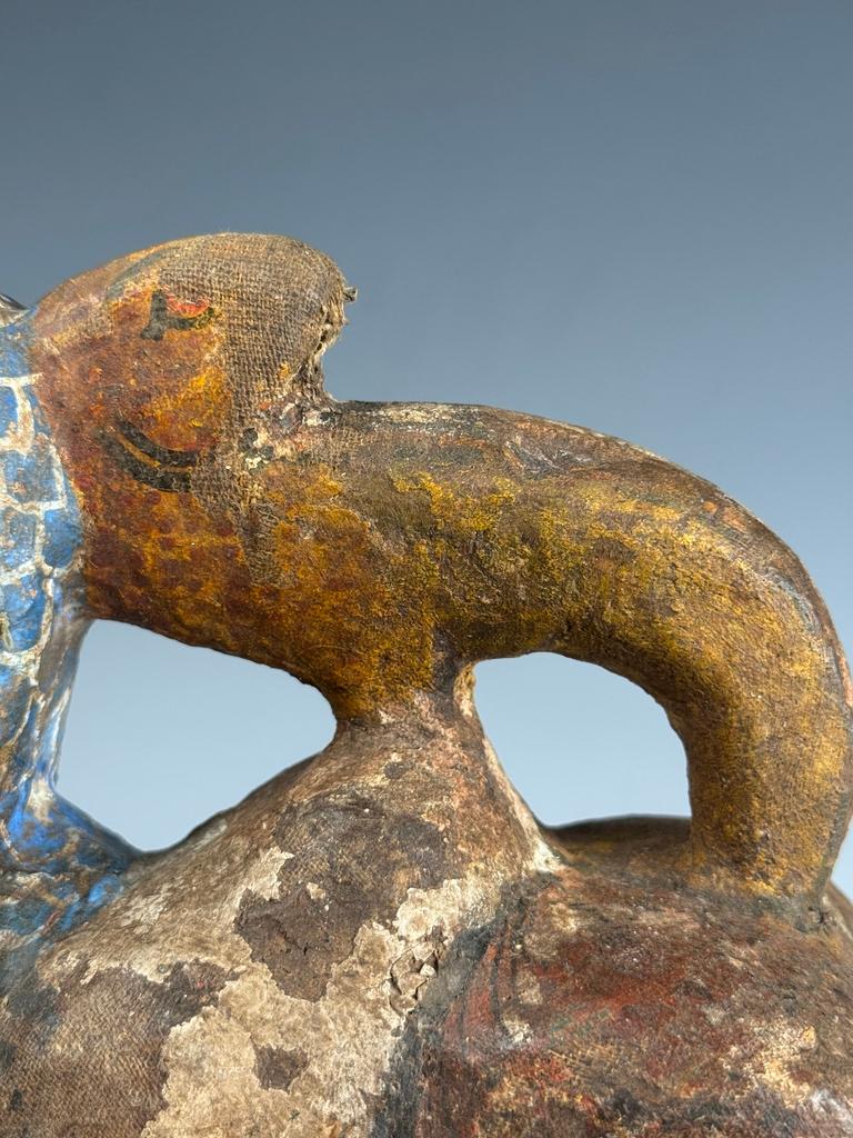 Sculpture chinoise du 19e siècle représentant un animal mythique - Coq, cheval et queue de dragon en vente 3