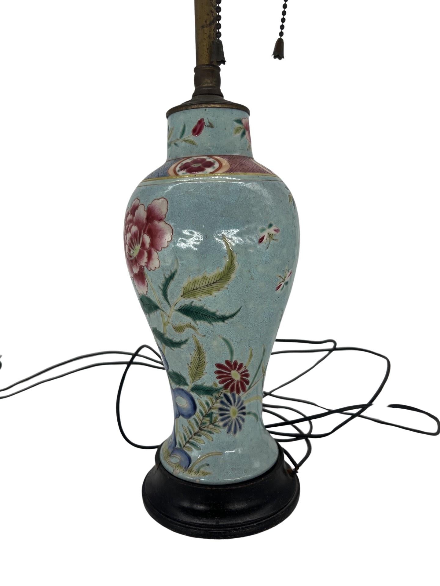 19th Century Chinese Nyonya Ware Porcelain Vase Mounted as a Lamp For Sale 2