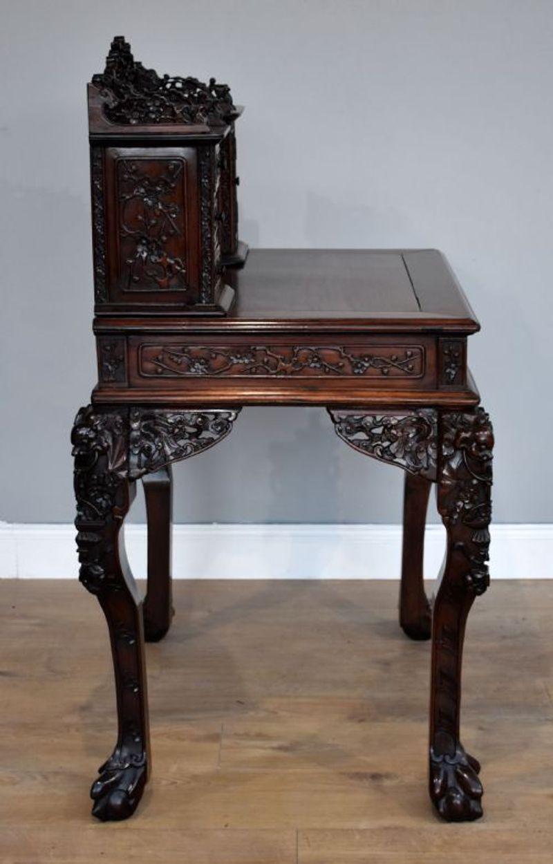 19th Century Chinese Padouk Wood Desk For Sale 5