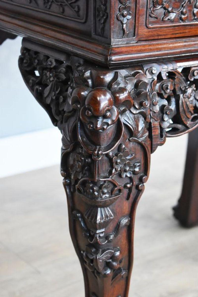 19th Century Chinese Padouk Wood Desk For Sale 3