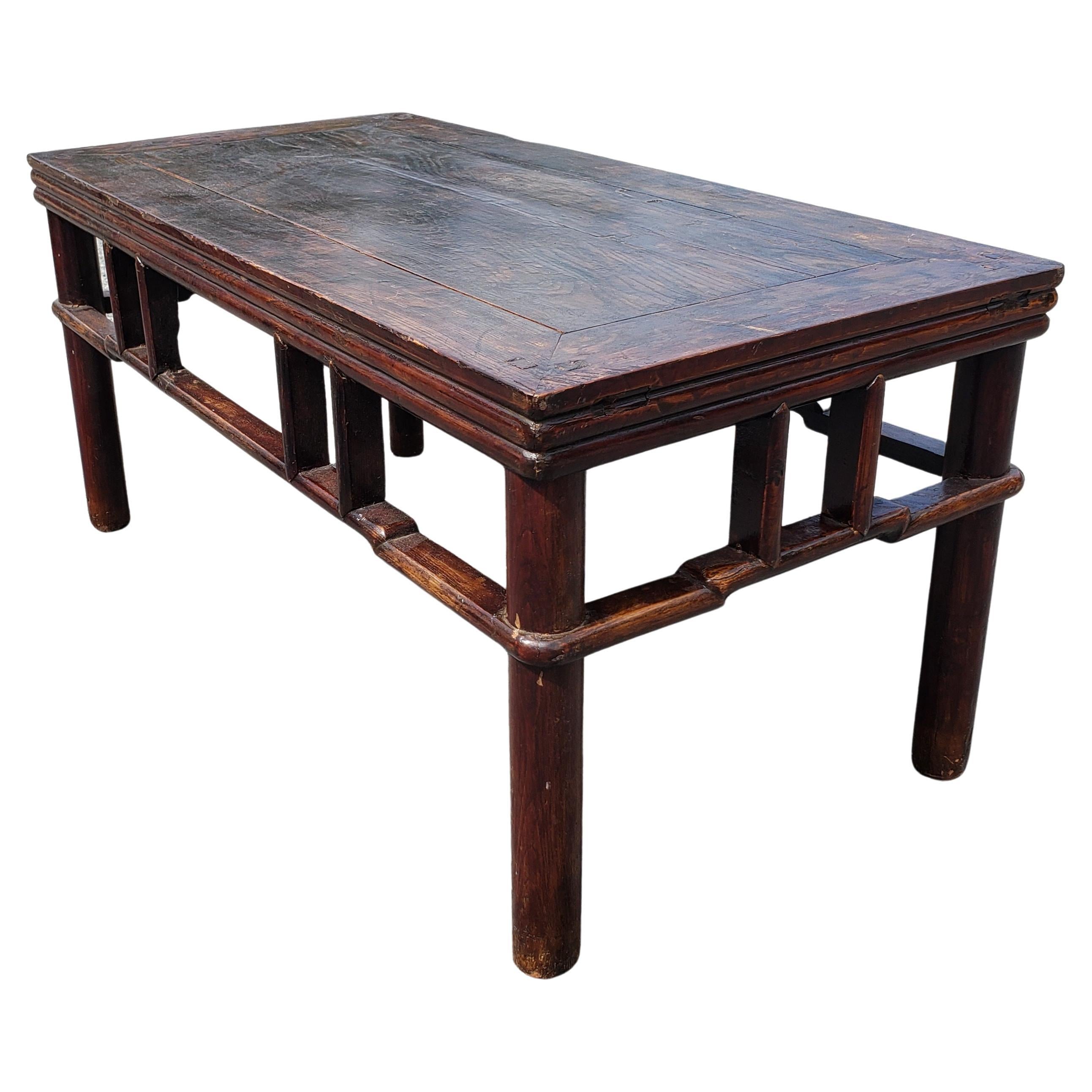 An early 1800s Chinese Qing period Pagoda style coffee table, cocktail in good antique condition. Very nice patina. Measures 37.5 inches in width, 19 inches in depth and stands 21.5 inches tall.