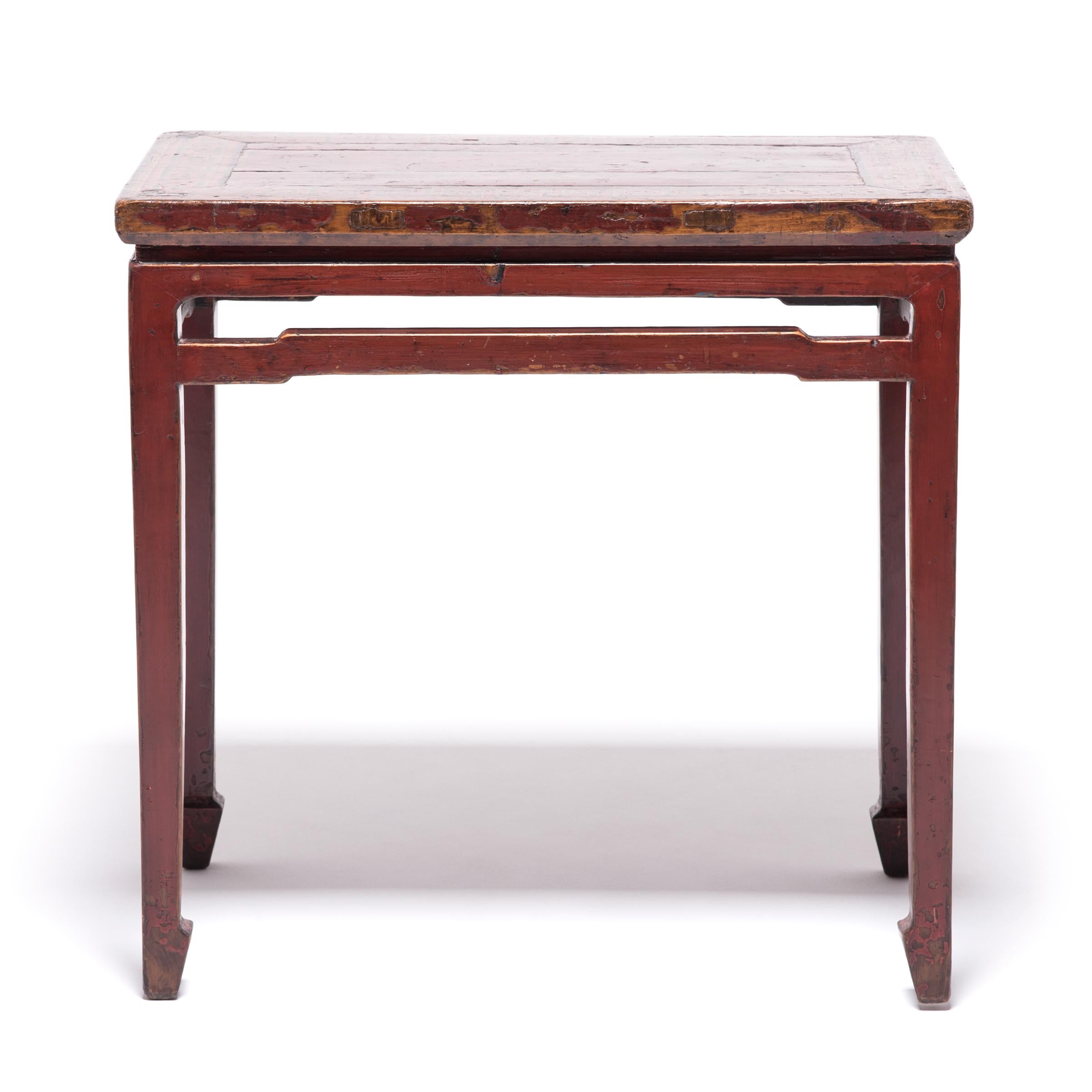 Chinese Scholarly Lacquered Offering Table, c. 1850 In Good Condition For Sale In Chicago, IL