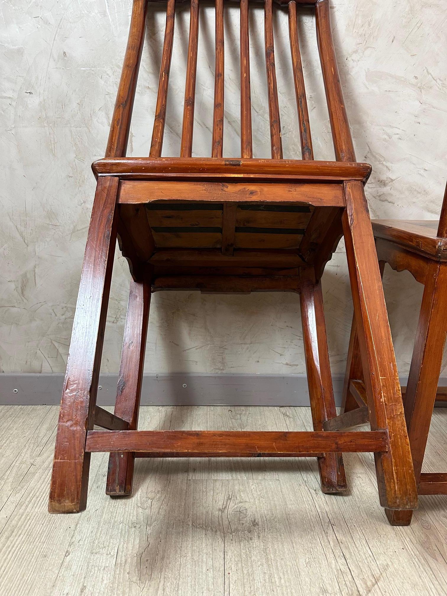 Paire de chaises chinoises du 19ème siècle en orme laqué, années 1890 en vente 4