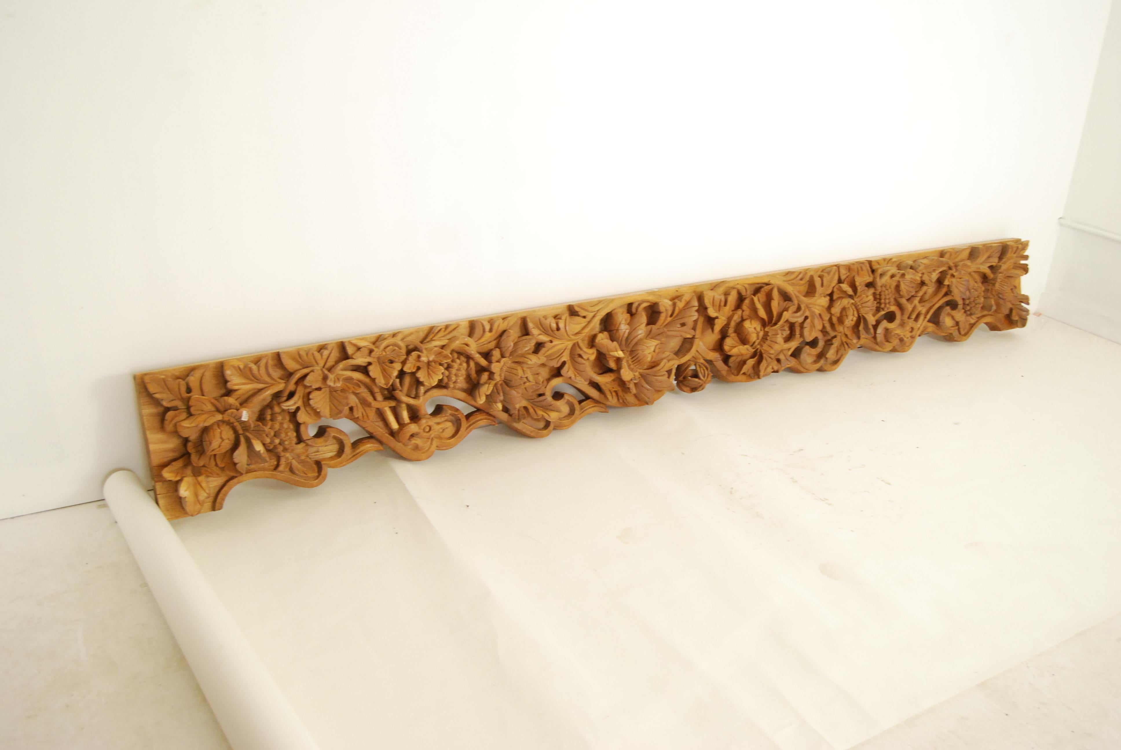 Hand-Carved Chinese Pearl of Wisdom Valance, c. 1850 For Sale