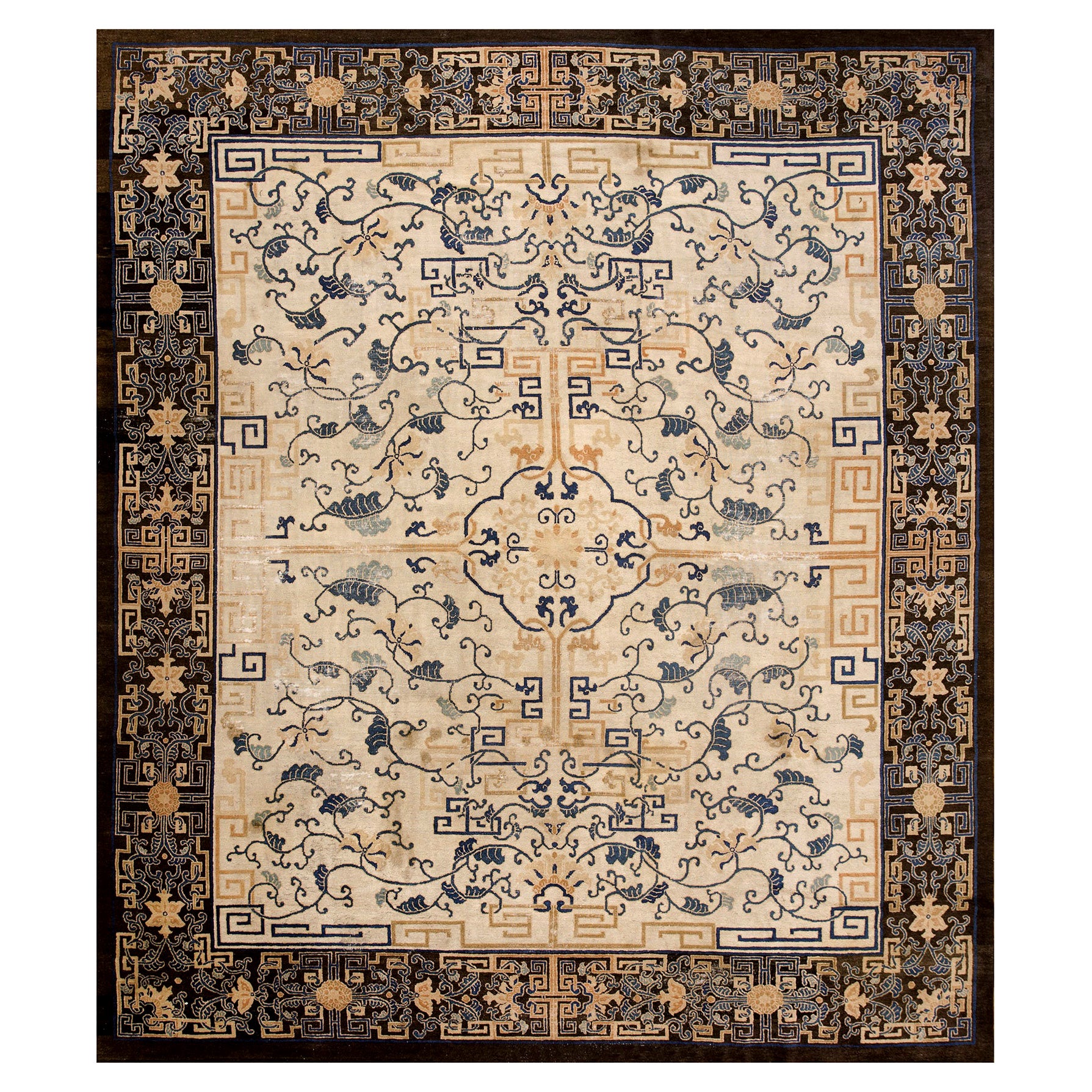 Tapis de Pékin chinois du 19ème siècle ( 10'6" x 12' - 320 x 366 ) en vente