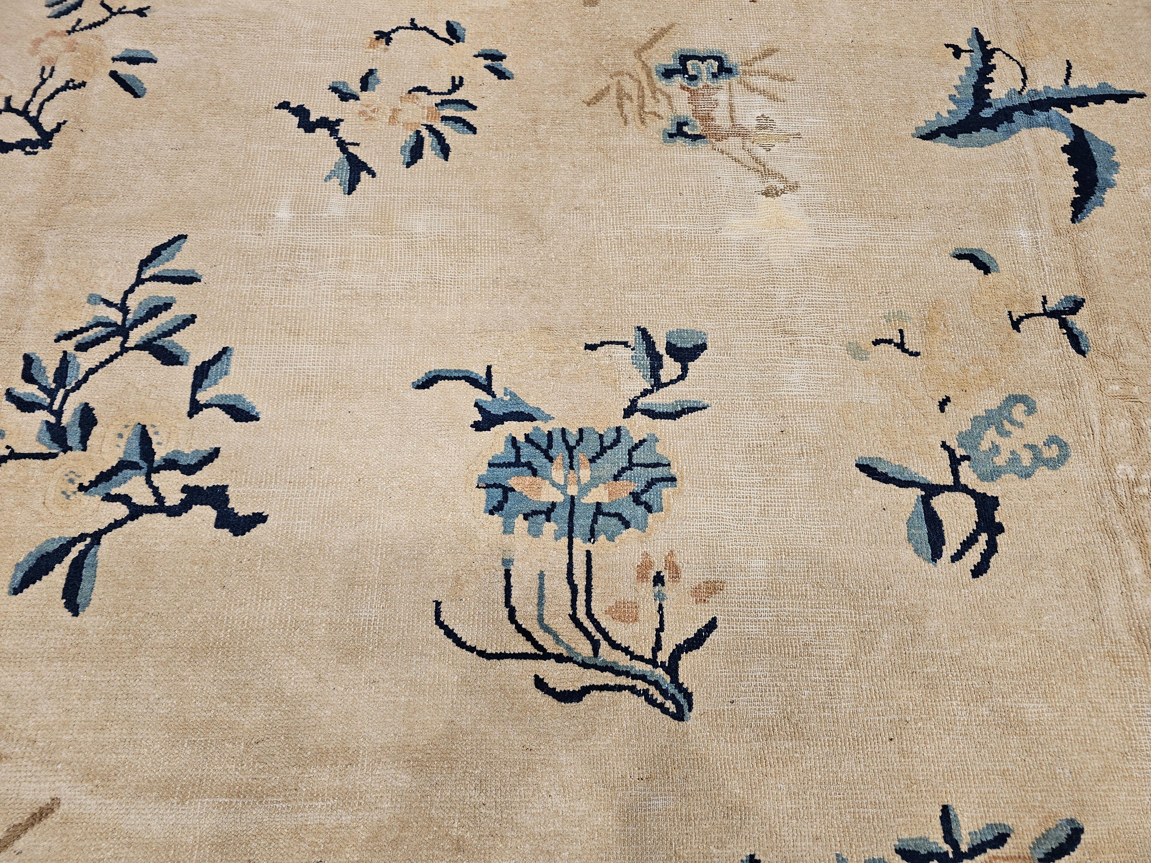 Oversized 19th Century Chinese Peking Rug in Ivory, Blue, Navy, Green For Sale 5