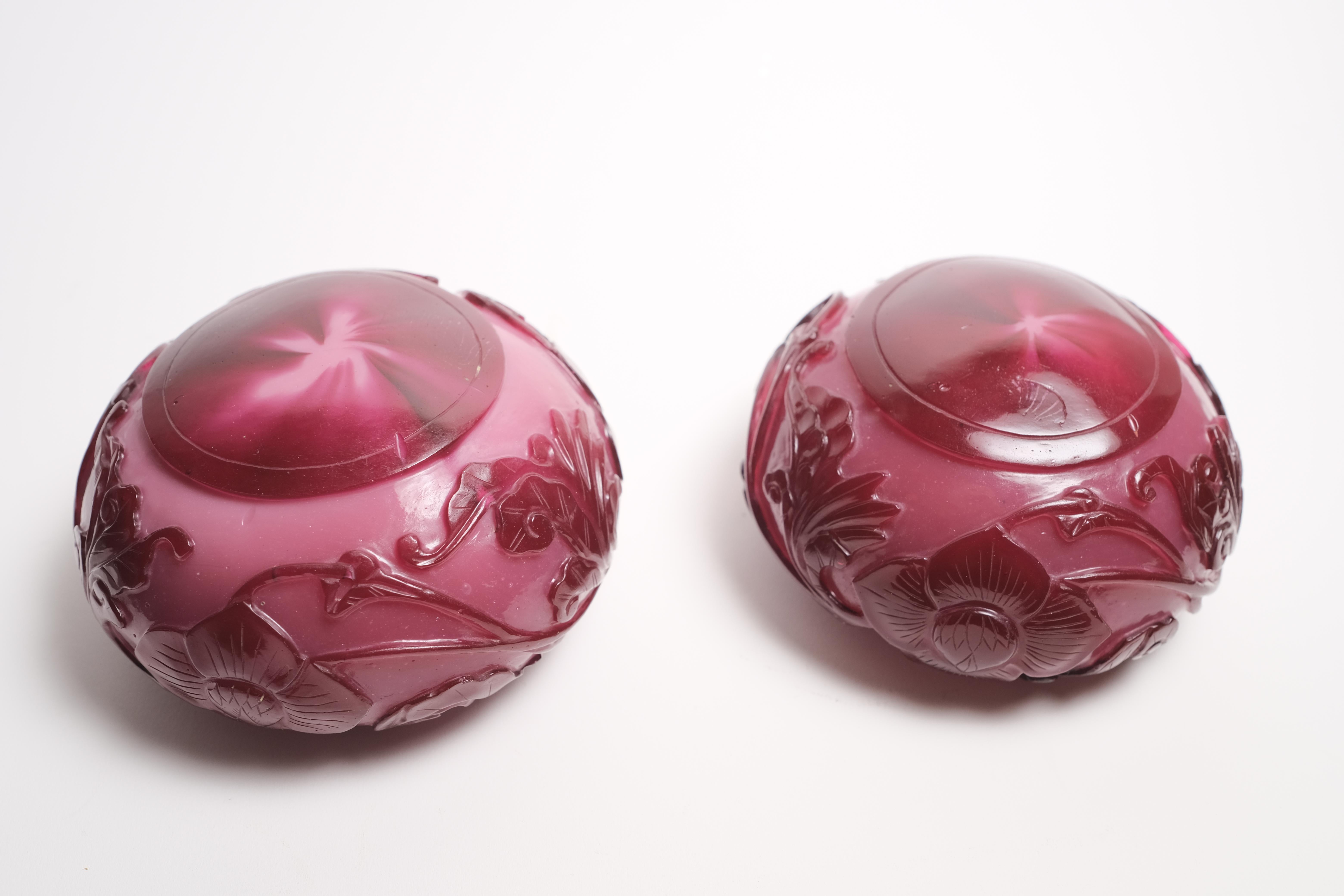 Hand-Carved 19th Century Chinese Peking Petite Glass Urns For Sale