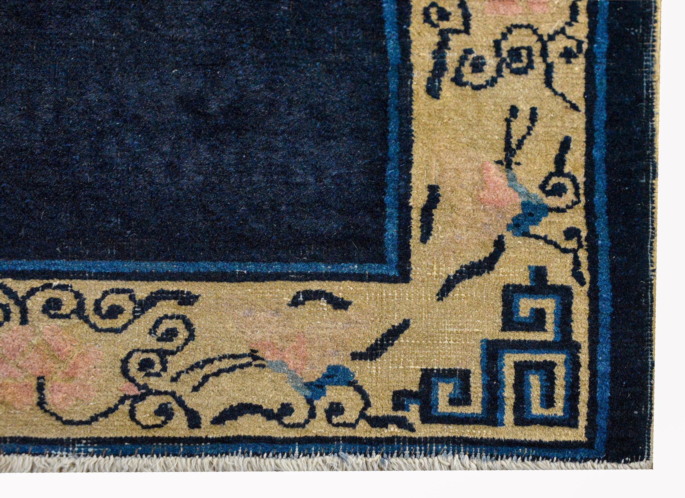 20th Century Chinese Peking Rug For Sale 1