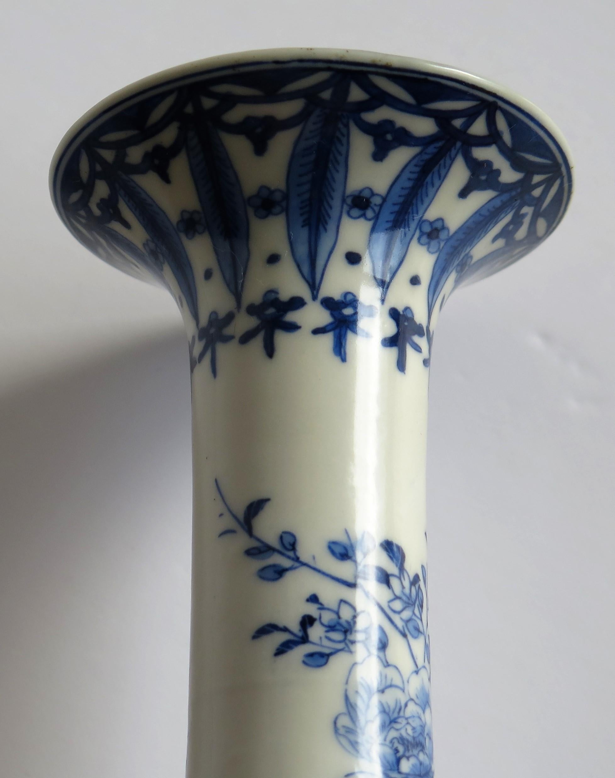 19th C Qing Chinese Porcelain Bottle Vase Blue and White Finely Hand Painted 6