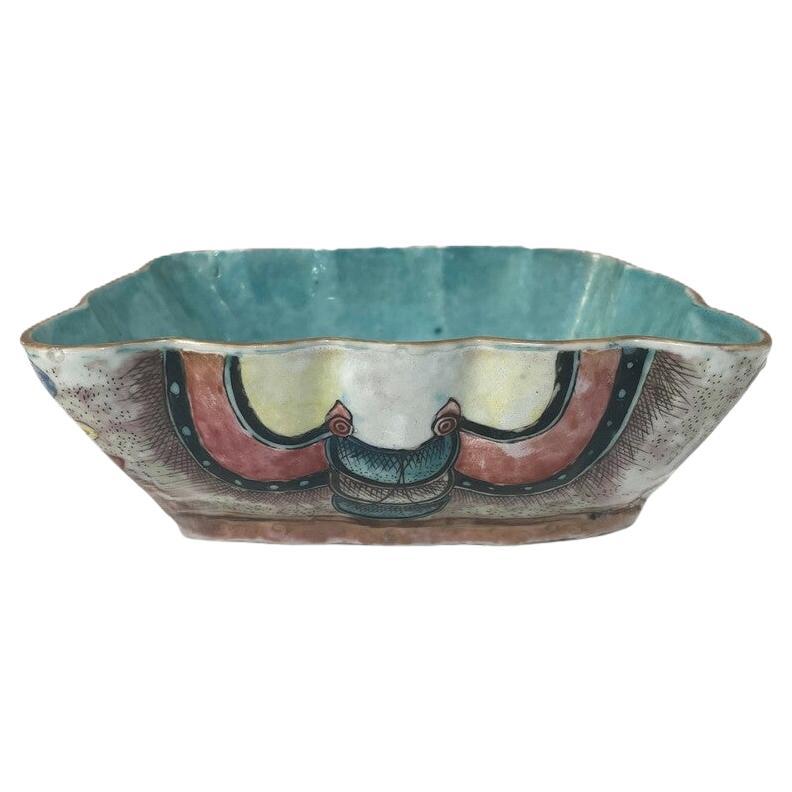 19th Century Chinese Porcelain Butterfly Bowl