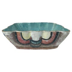 19th Century Chinese Porcelain Butterfly Bowl