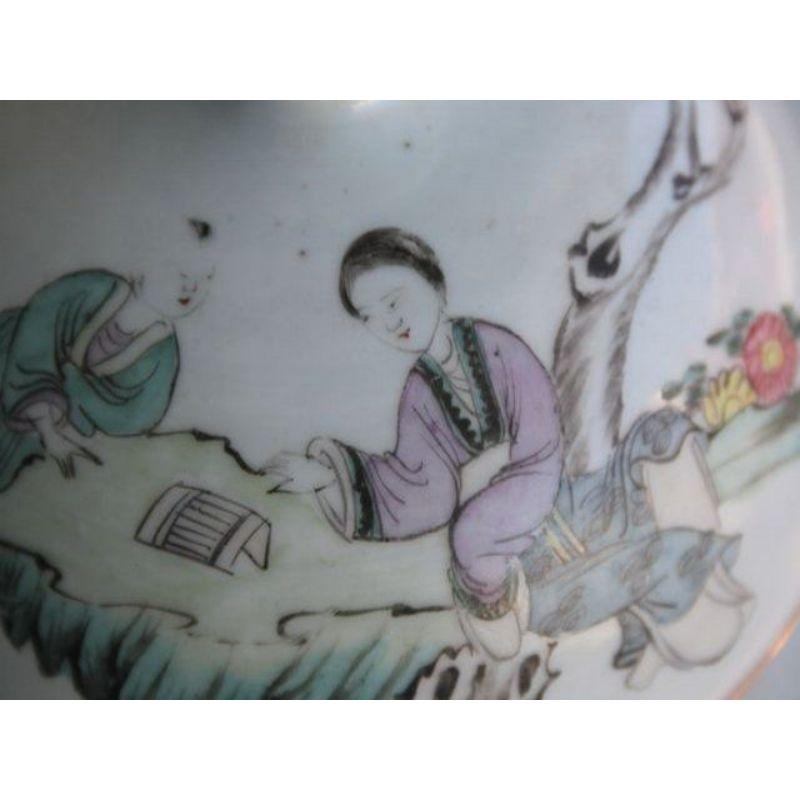 19th Century Chinese Porcelain Covered Pot For Sale 2