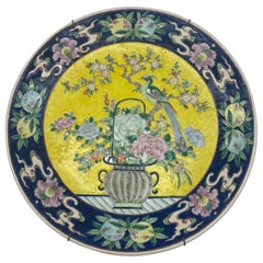 19th Century Chinese Porcelain Dish