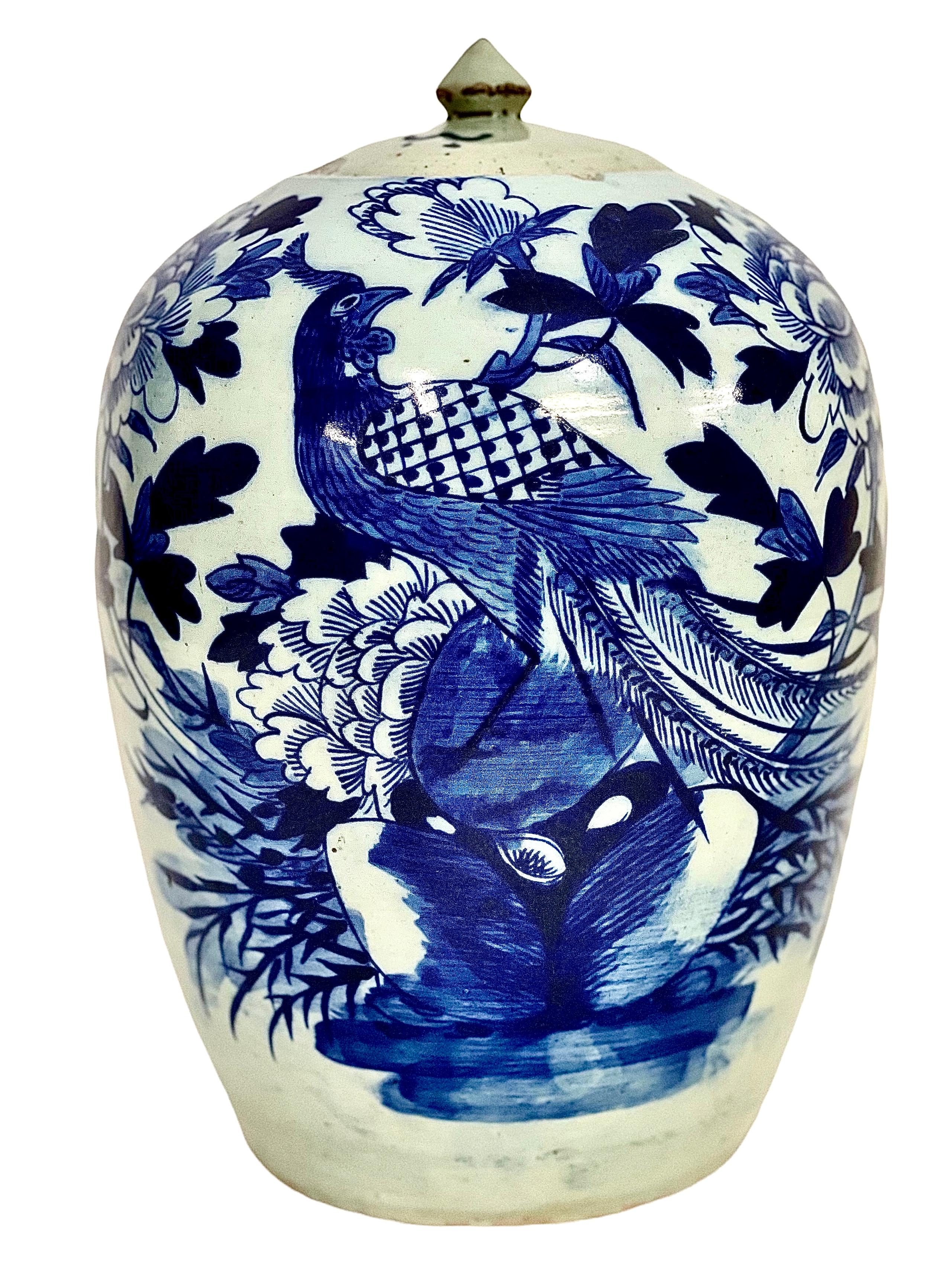 An interesting beginning of the 20th century antique Chinese porcelain ginger jar, with fitted lid, which appears to be a replacement, and extremely desirable ‘Government Antiquities’ wax export seal still in place on the base. Traditional blue and