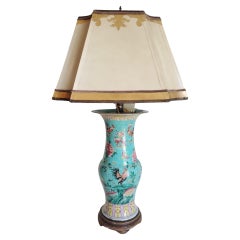 Lampe en porcelaine de Chine du XIXe siècle