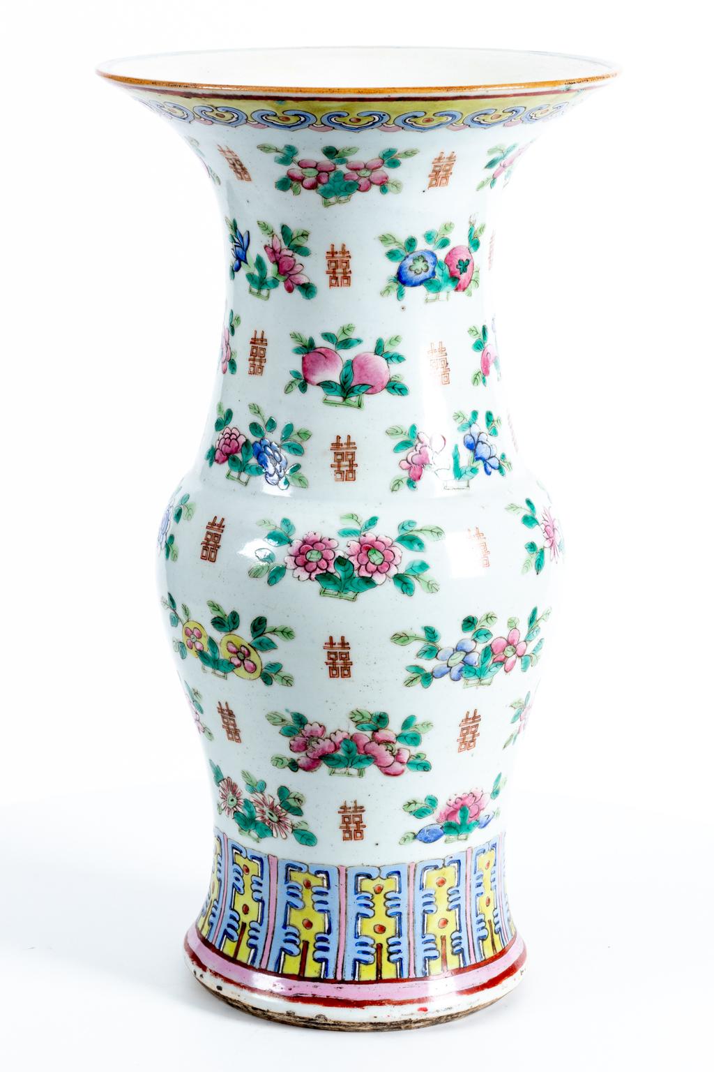 19th Century Chinese Porcelain Multi-Color Vase For Sale 4