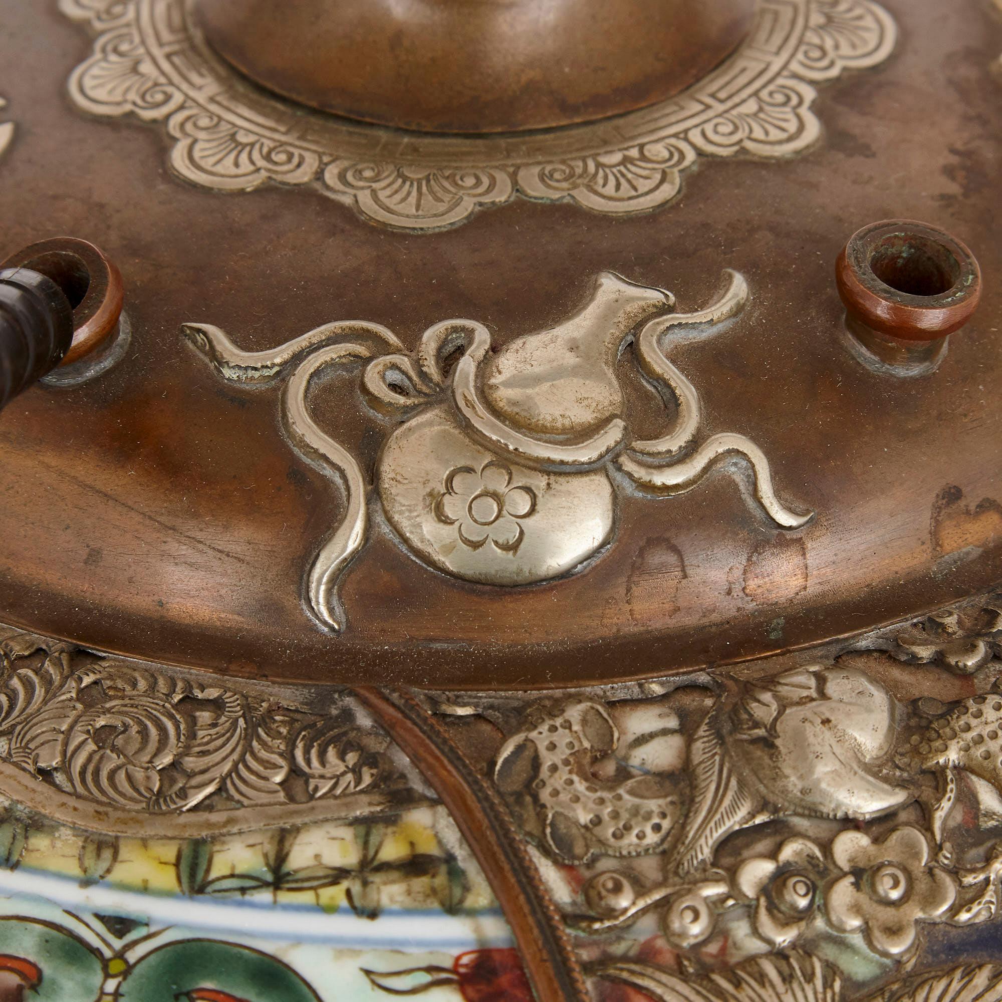 Chinesisches Opiumglas aus Porzellan des 19. Jahrhunderts im Angebot 1