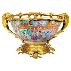 19th Century Chinese  porcelain Rose Medallion In Ormolu Mounted Centerpiece