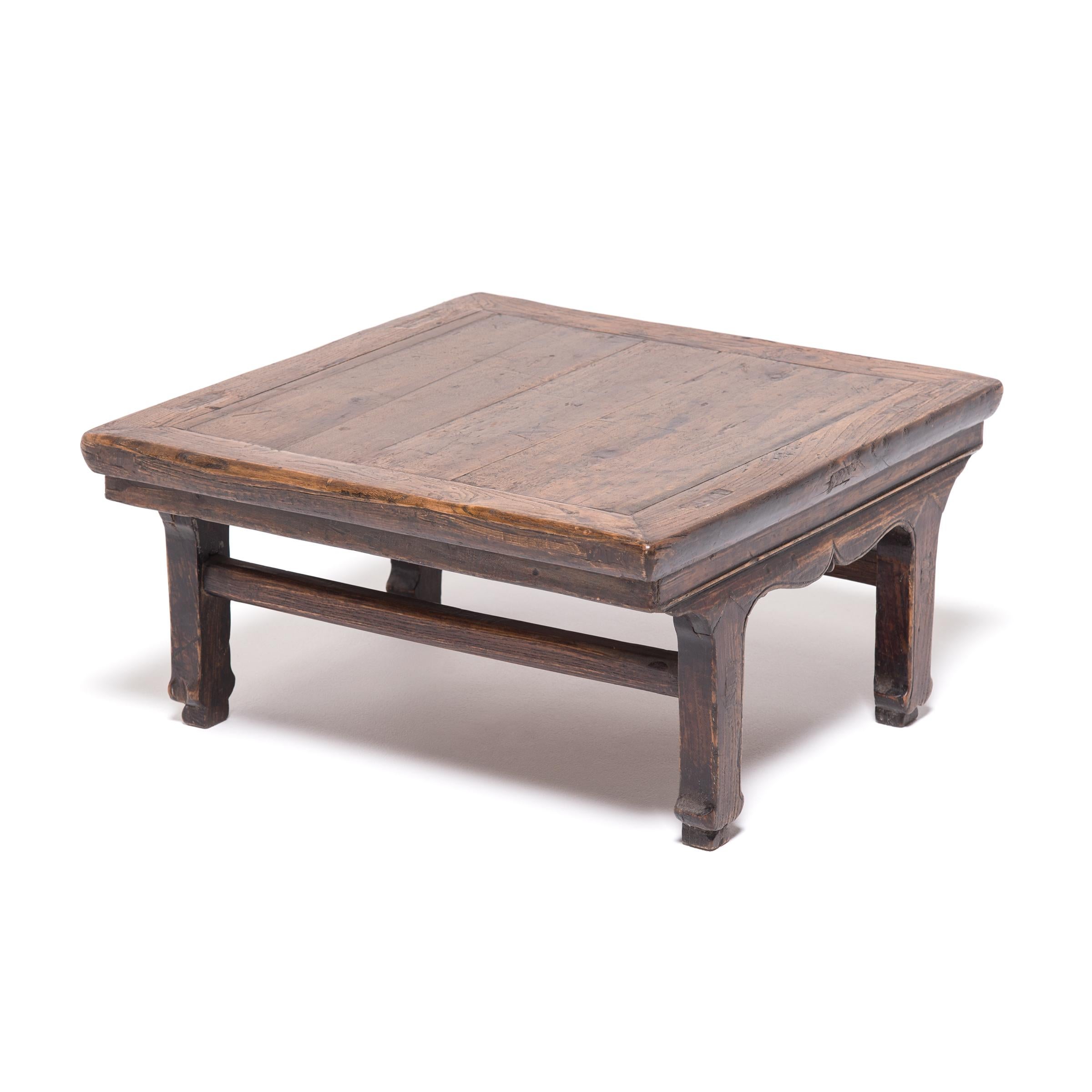 Chinois Table basse chinoise provinciale, vers 1875 en vente